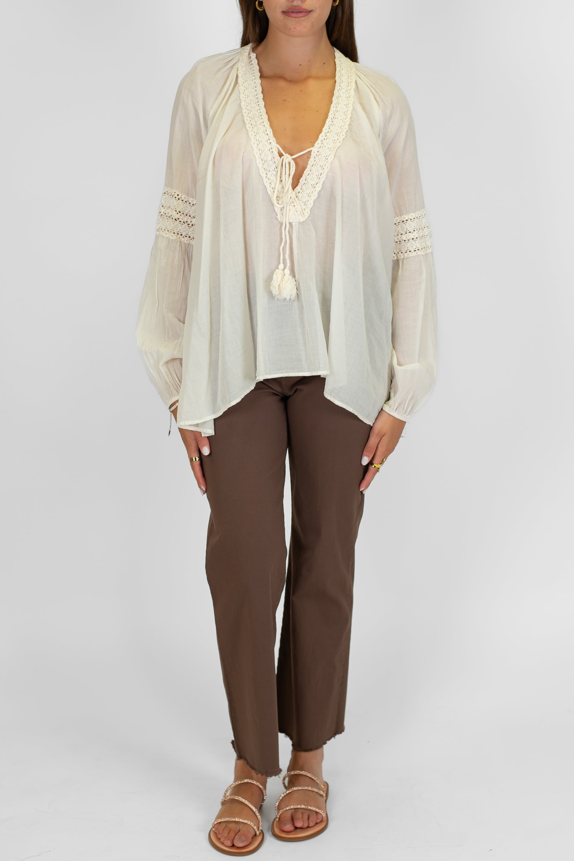 Tensione in - Pantalone regular in cotone sfrangiato sul fondo