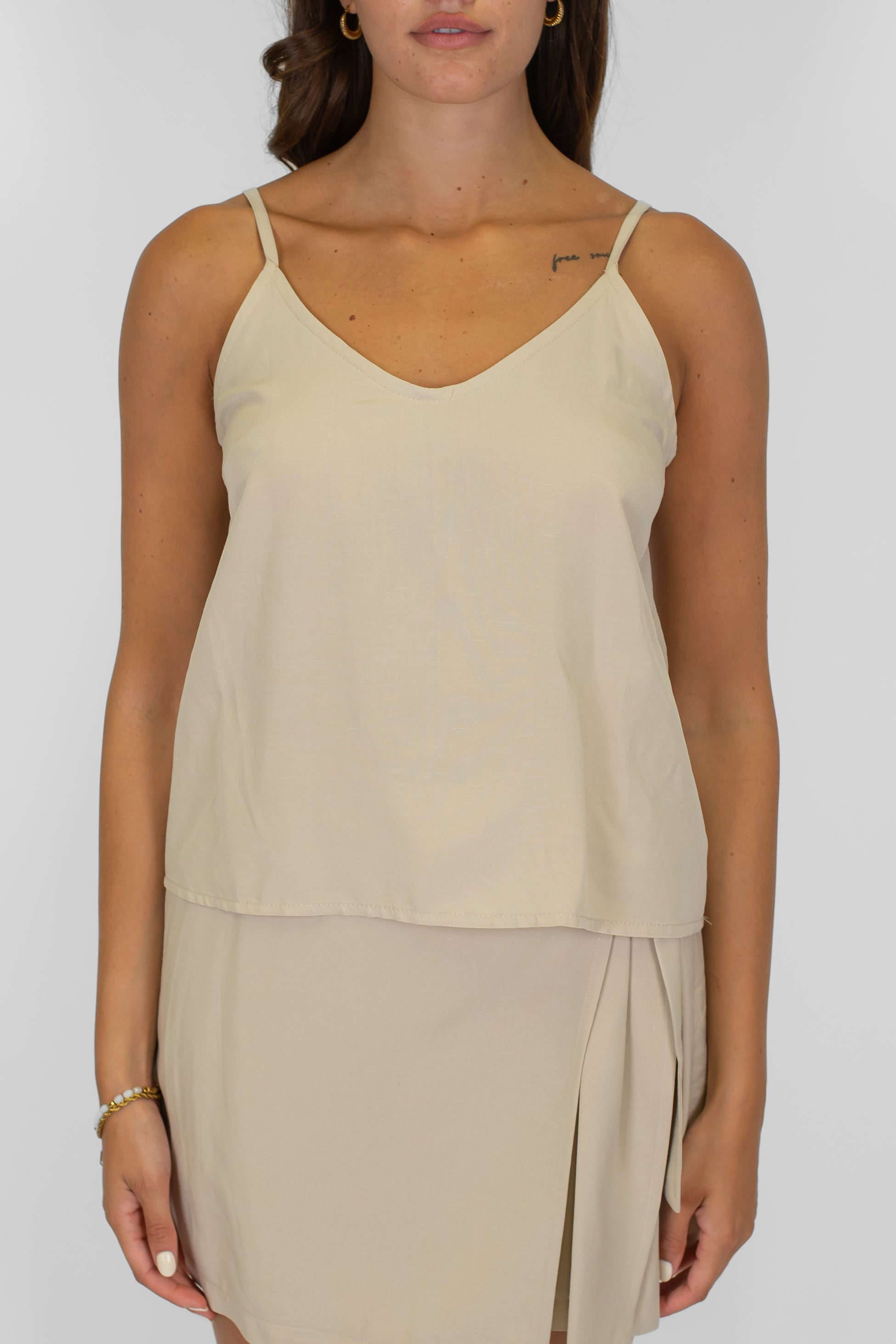 Tensione in - Top in misto lino con bretelle