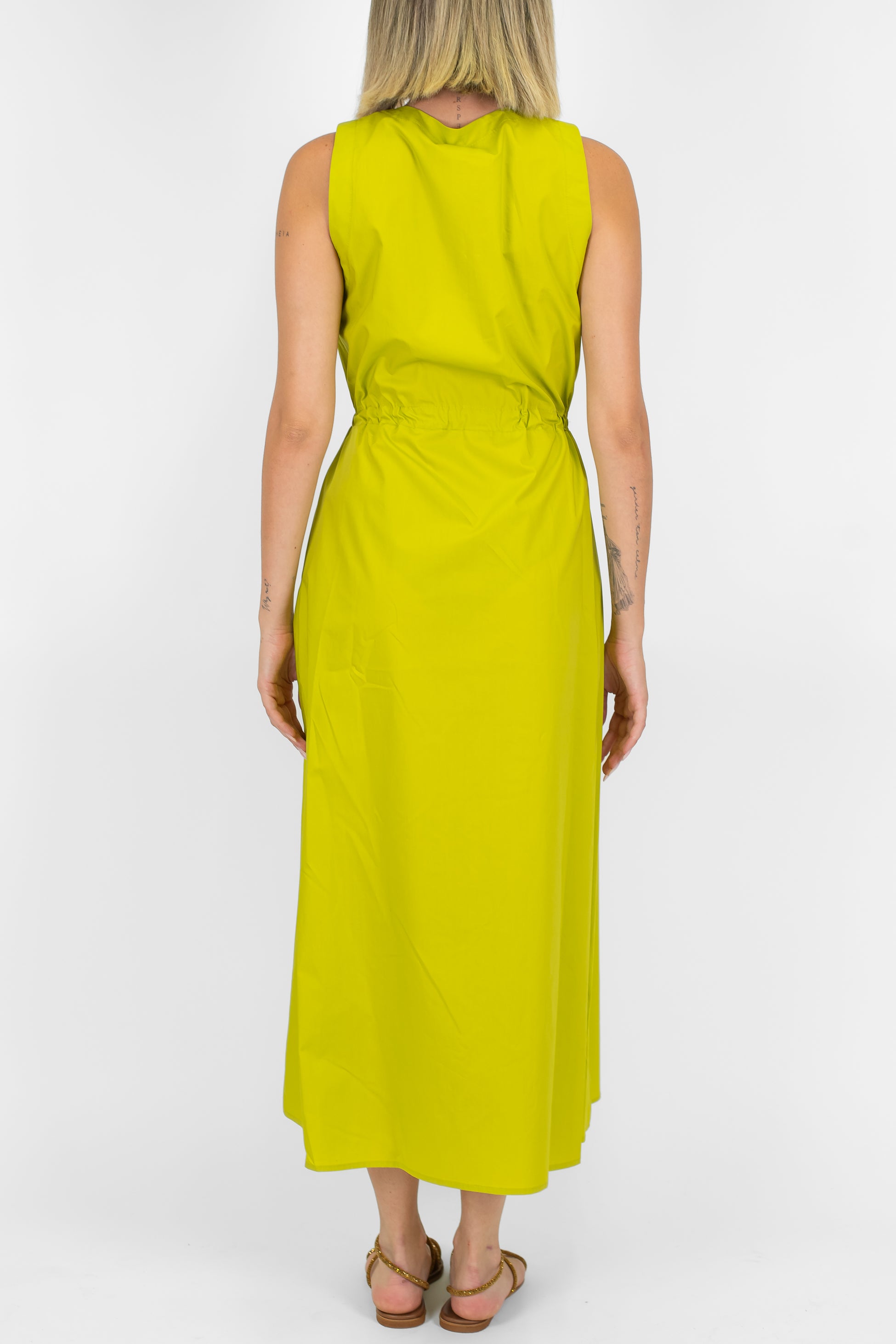 Tensione in - Abito giromaniche con coulisse in vita