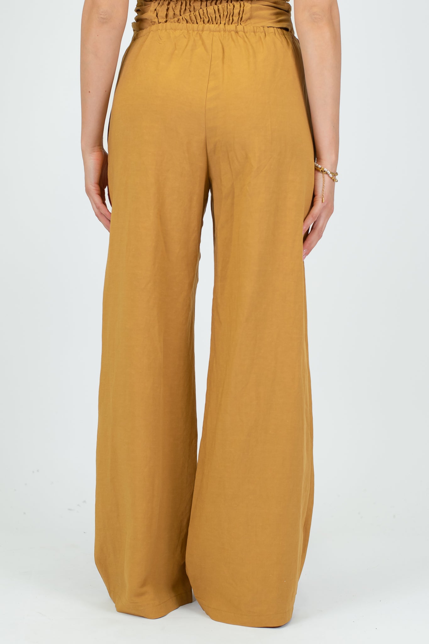 Tensione in - Coordinato pantalone e top a fascia