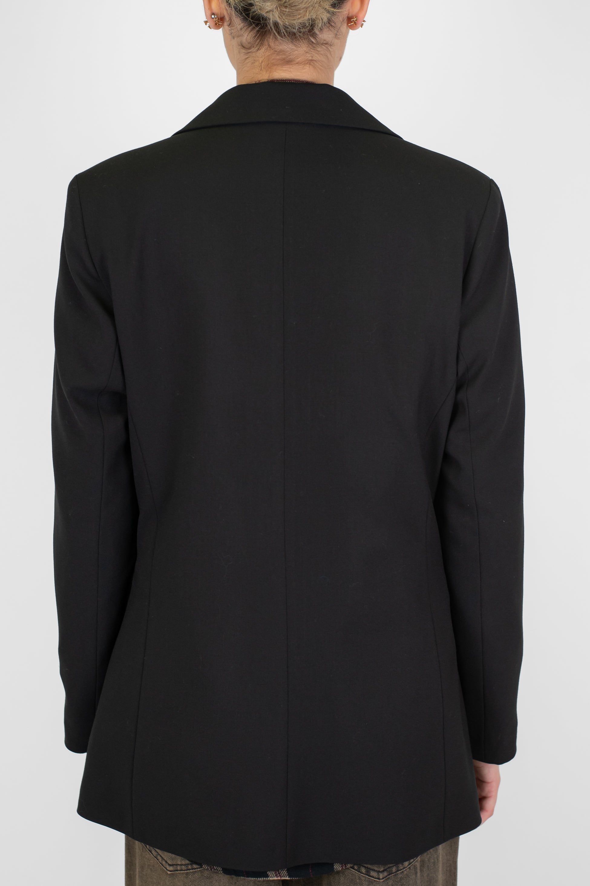 Tensione in - Giacca monopetto con spilla