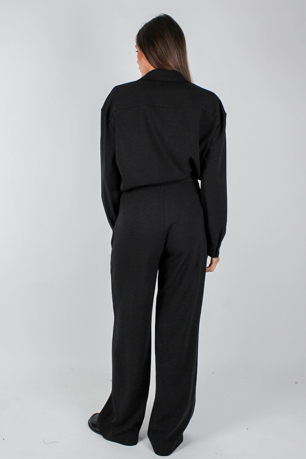 Tensione in - Coordinato tinta unita con camicia e pantalone palazzo
