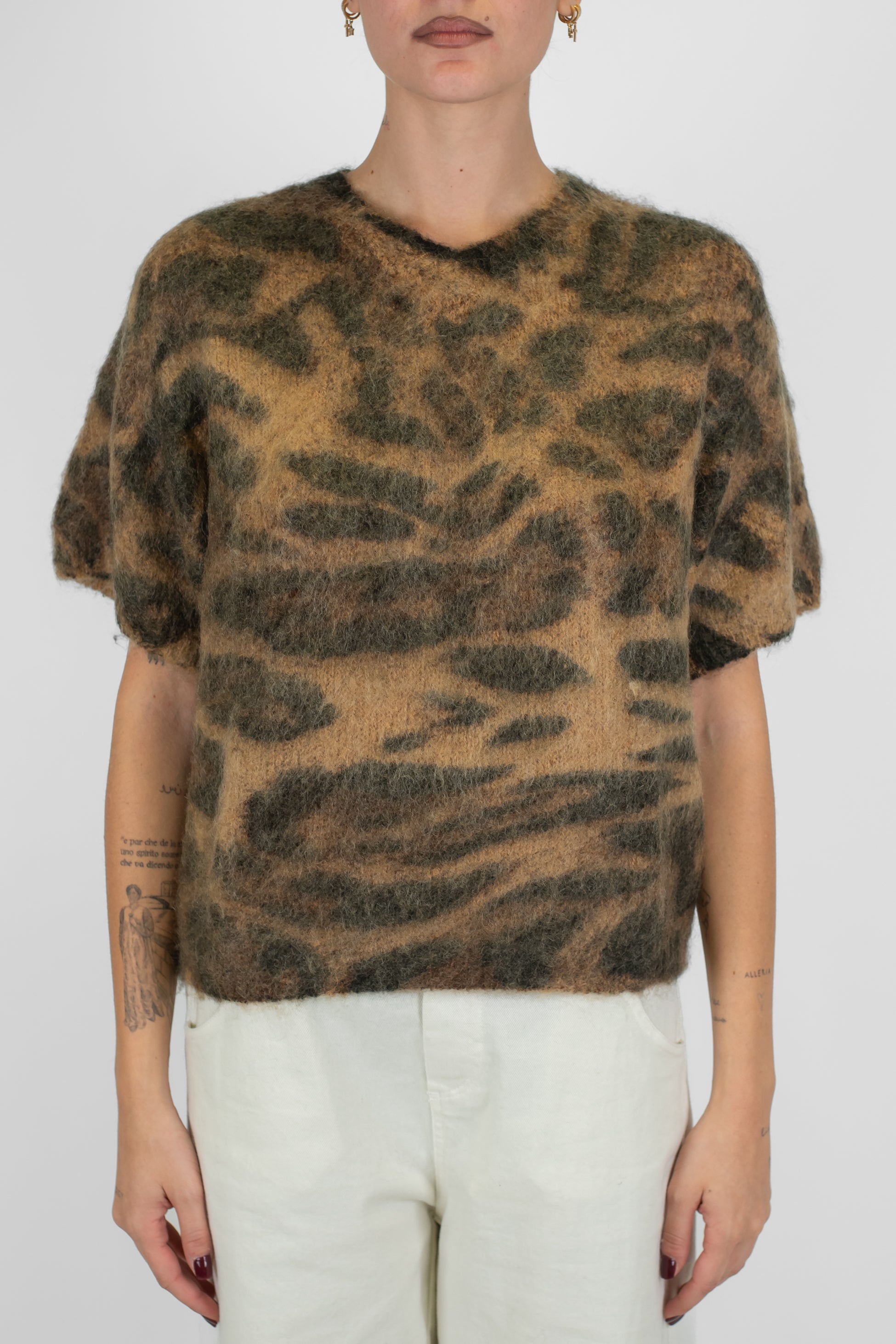 Tensione in - Maglia mezzamanica fantasia animalier maculata in misto lana mohair