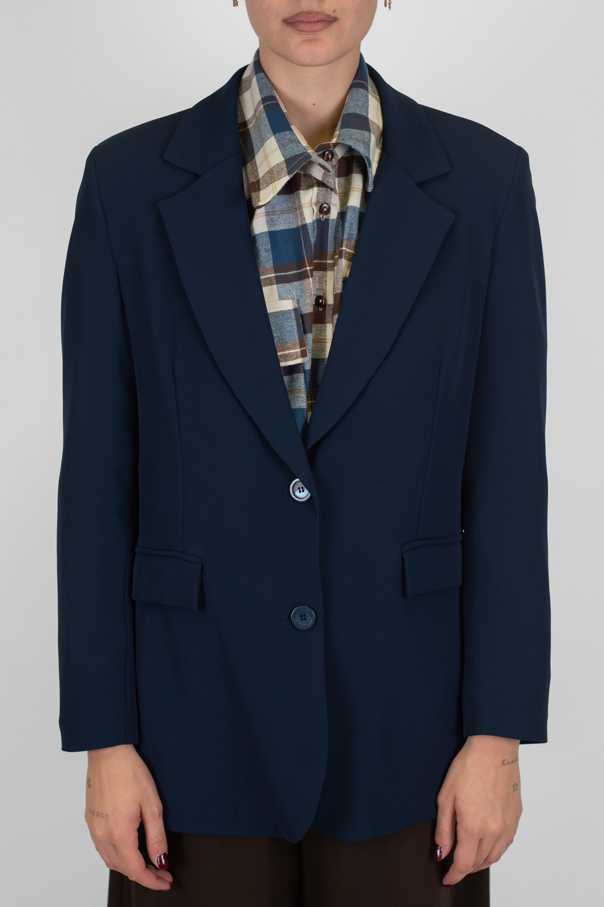 Tensione in - Giacca monopetto in tessuto fluido con rever a lancia