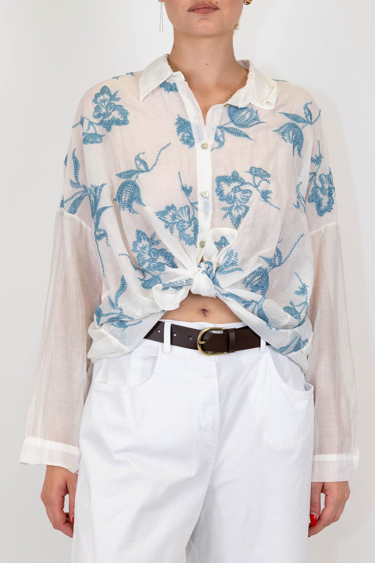 Motel - Camicia in misto seta con ricami a contrasto