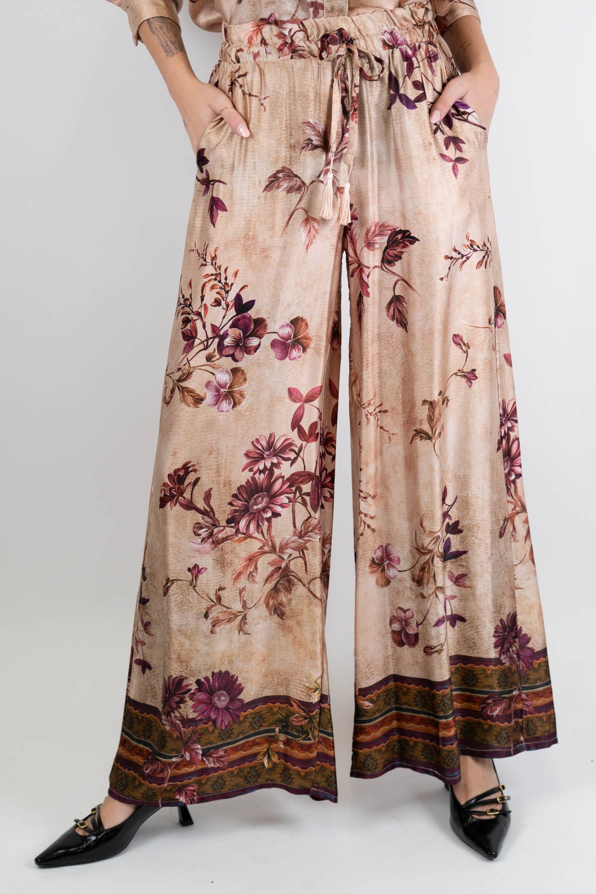 Tensione in Pantalone palazzo fantasia floreale in viscosa con couli