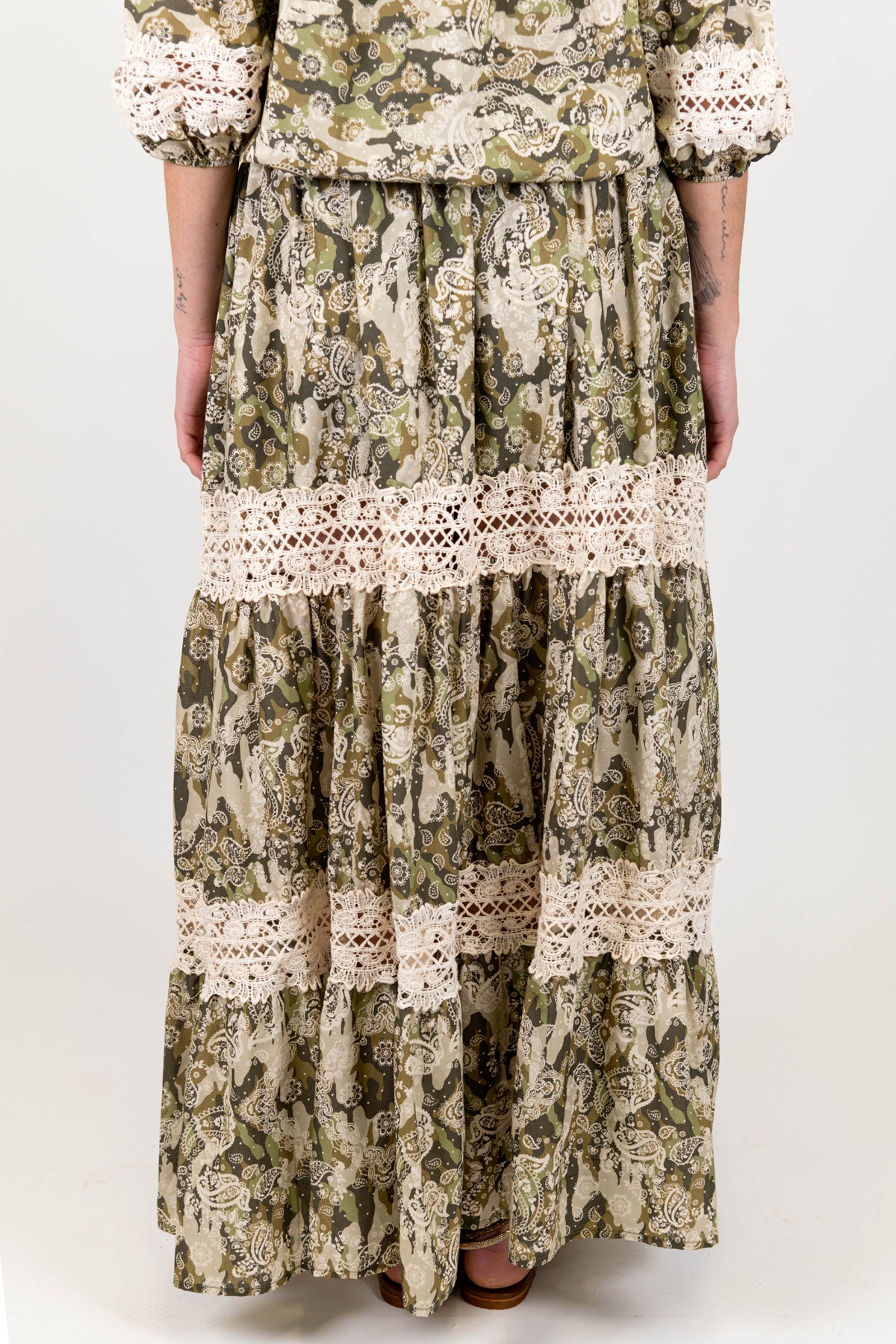 Motel - Gonna fantasia bandana in cotone con balze in crochet