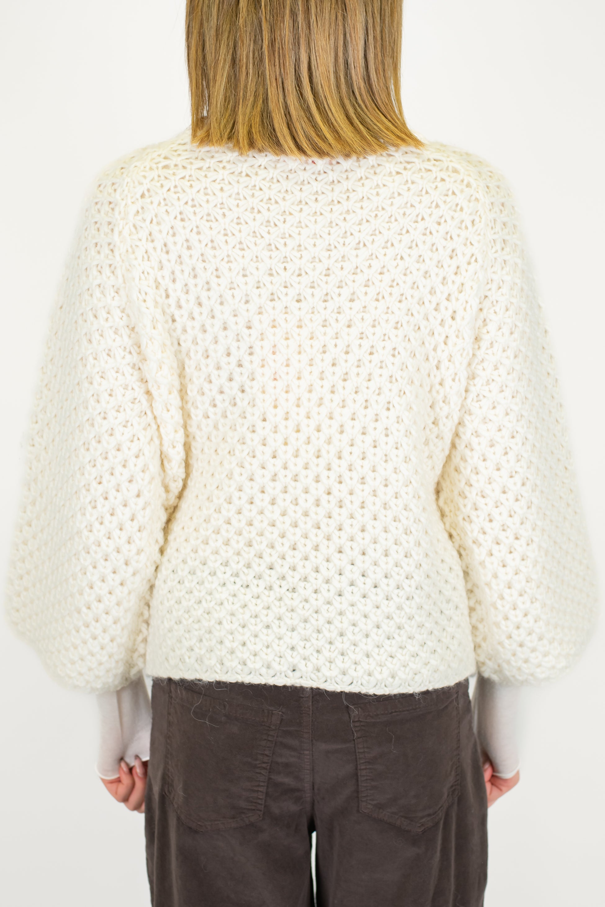 Kontatto - Maglia scollo cratere in misto lana con manica a campana