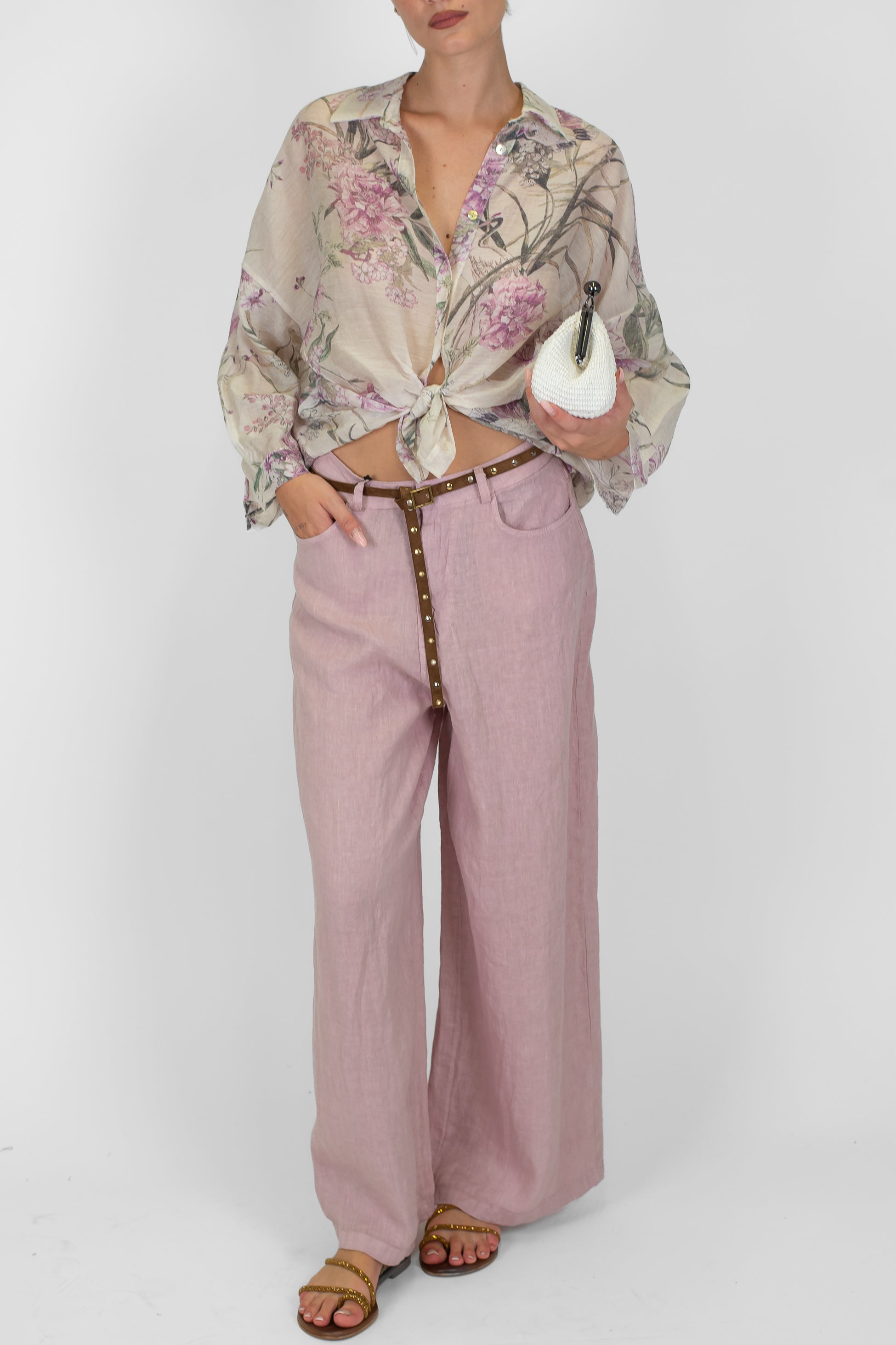 Tensione in - Pantalone palazzo modello Giusi in puro lino con tascono sul retro