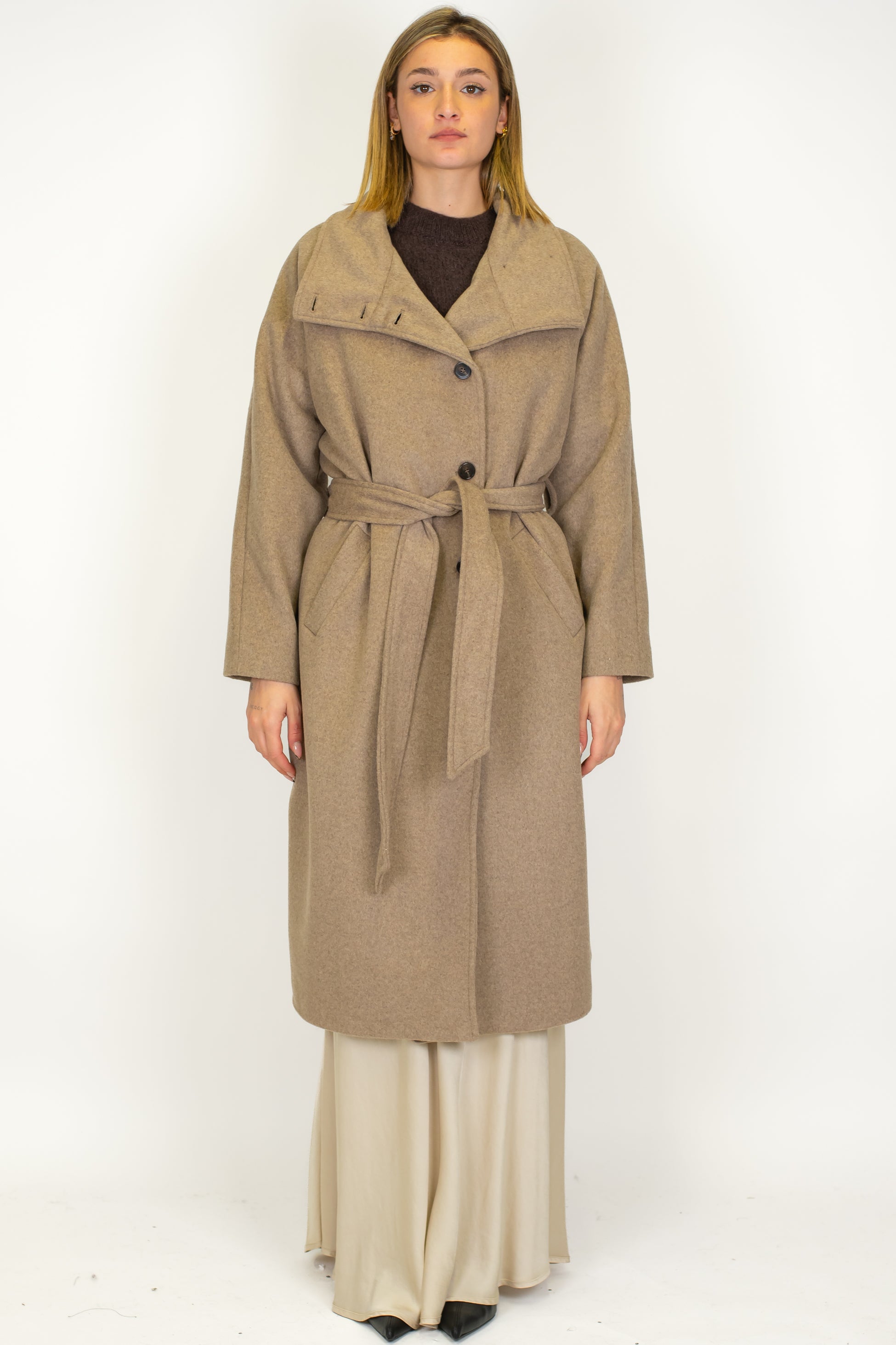 Tensione in - Cappotto lungo collo alto in misto lana con cintura in tessuto