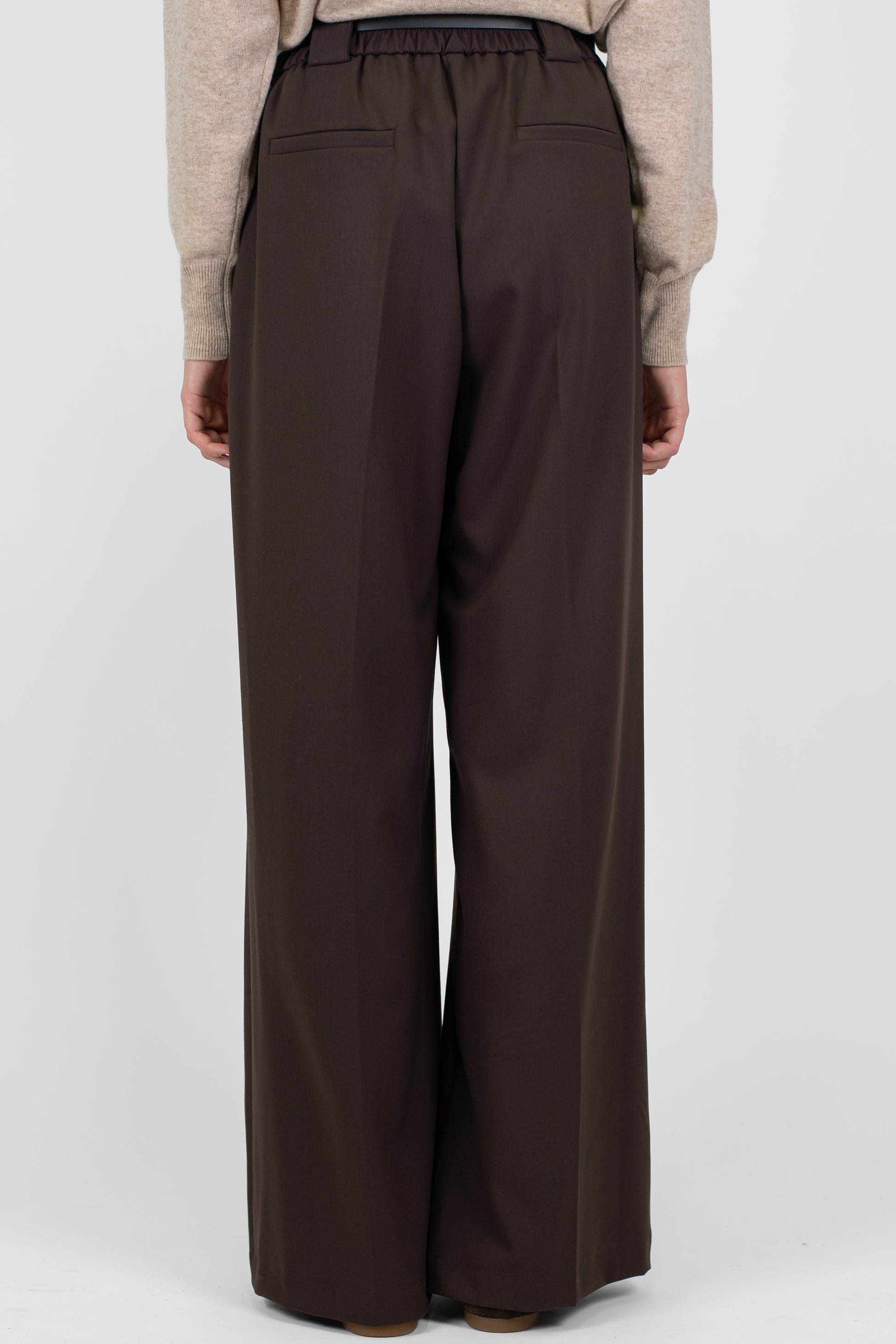 Tensione in - Pantalone palazzo con elastico sul retro