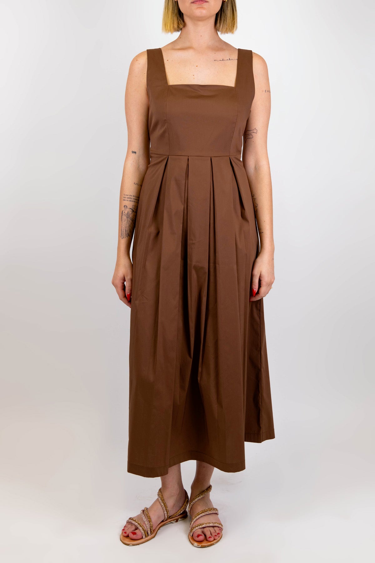 Motel - Abito lungo giromaniche con scollo quadro e fiocco sul retro