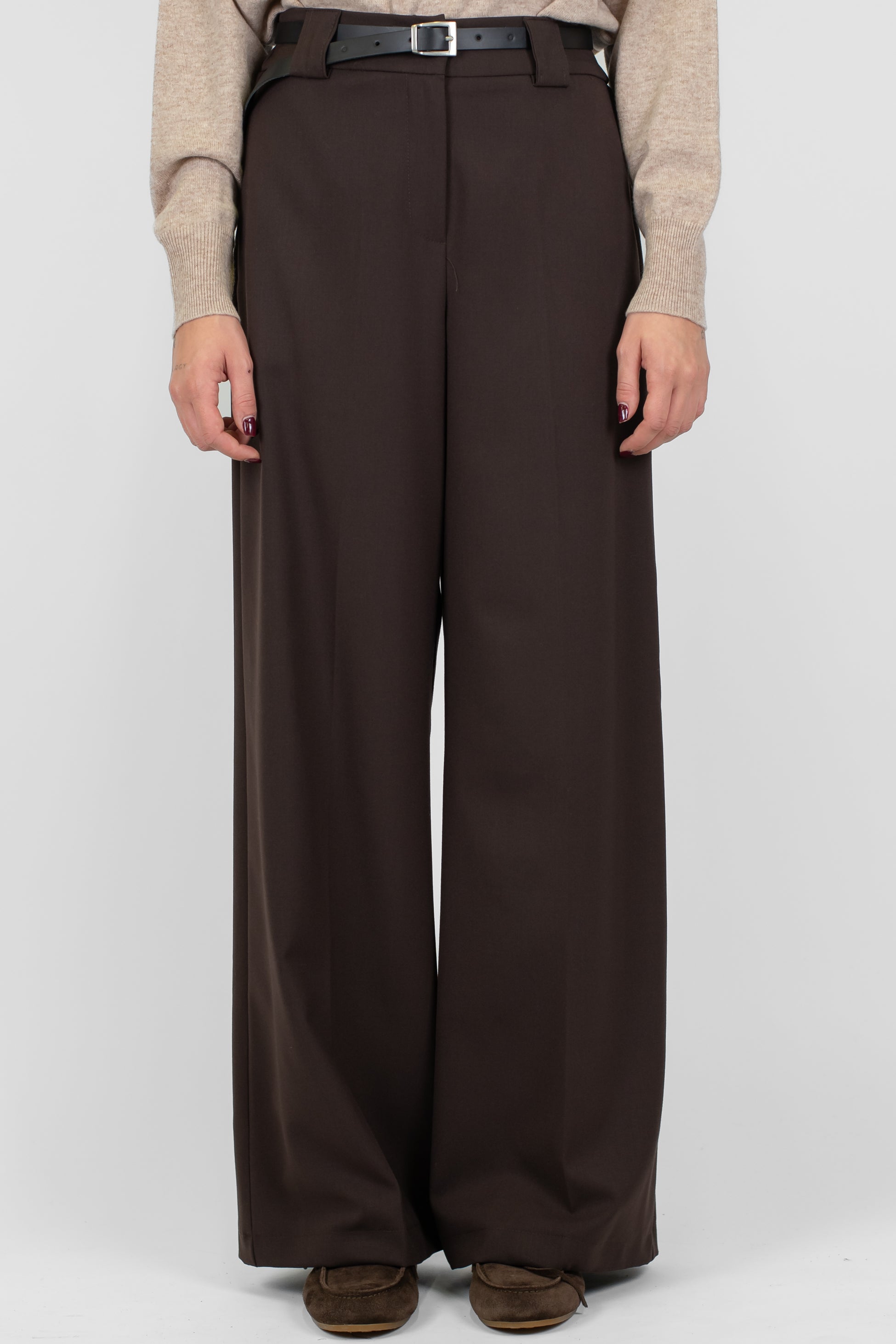 Tensione in - Pantalone palazzo con elastico sul retro