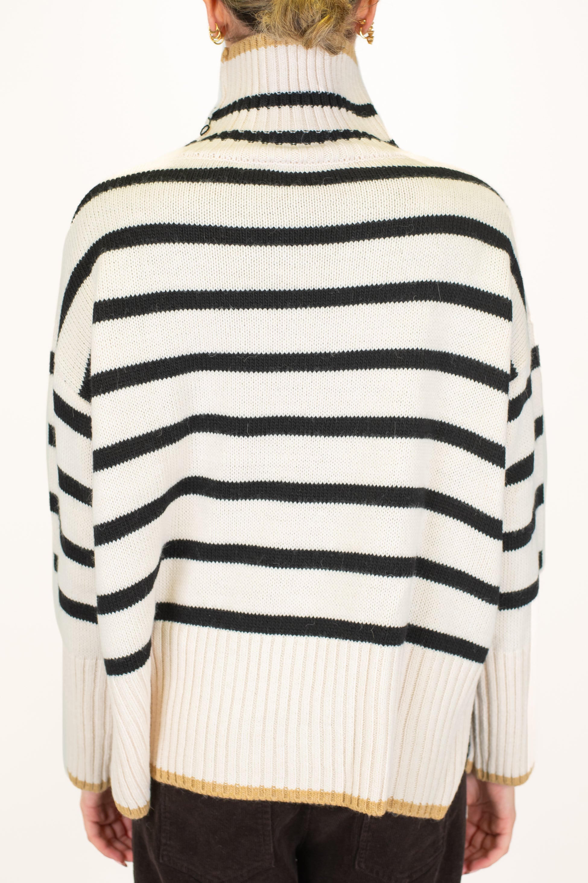 Motel - Lupetto over fantasia a righe in misto lana con fondo a contrasto
