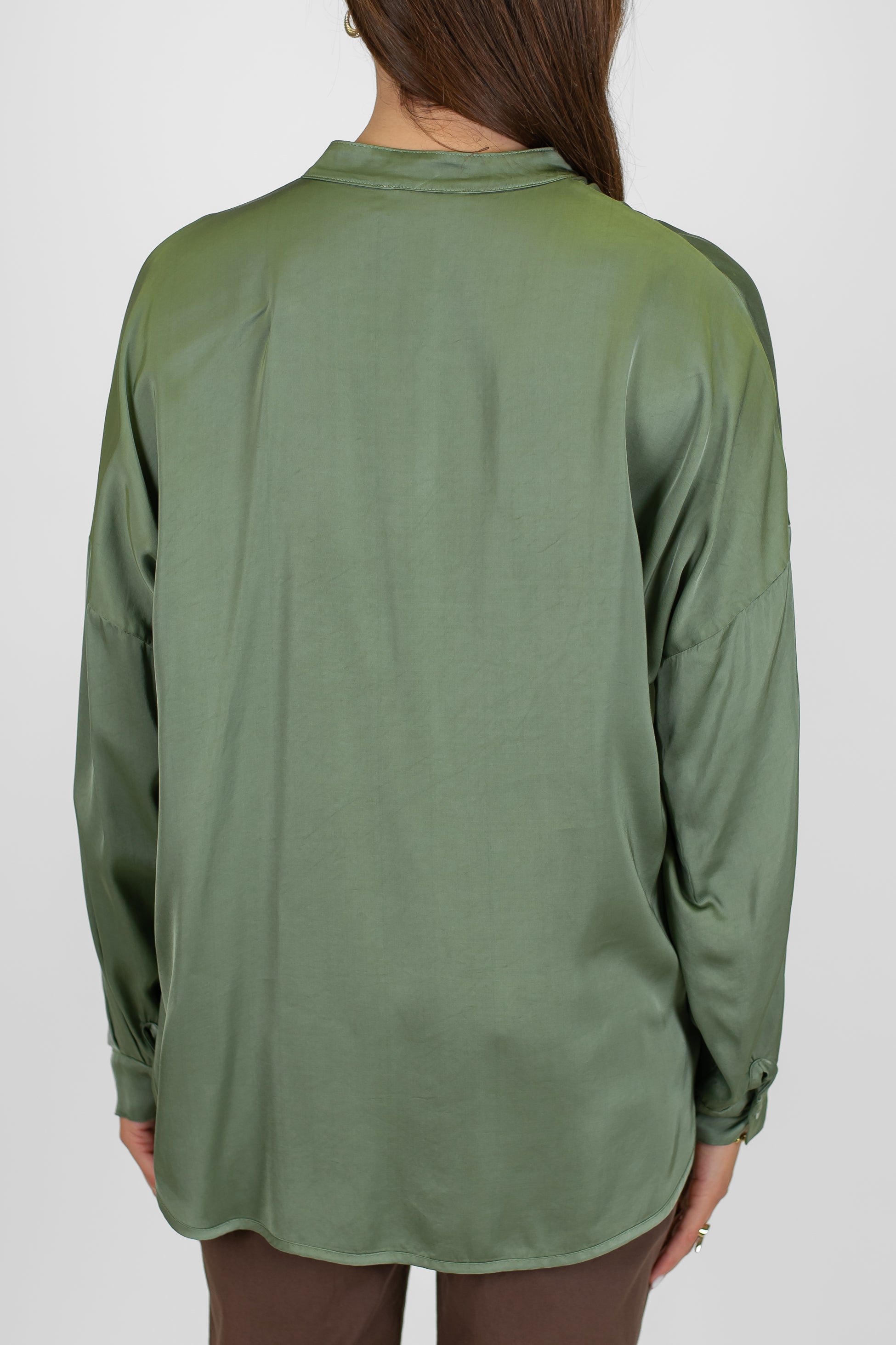 Motel - Camicia tinta unita in viscosa con collo coreano