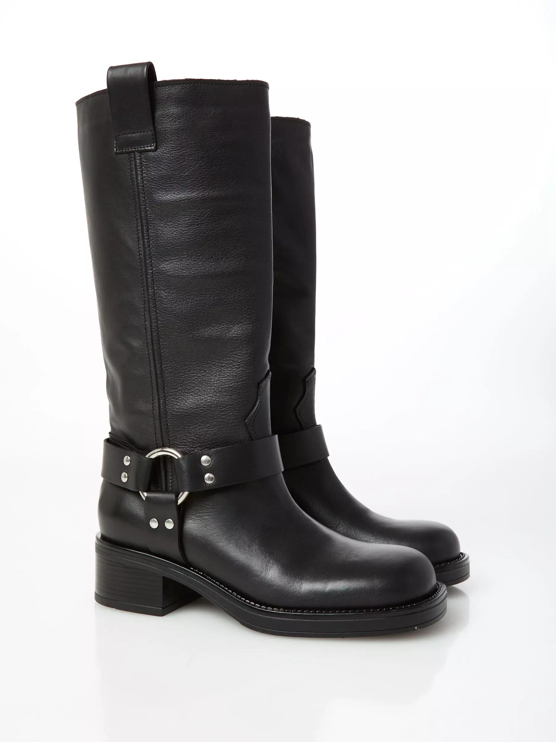 Ovyé - Stivale biker in pelle con fibbia e punta quadrata