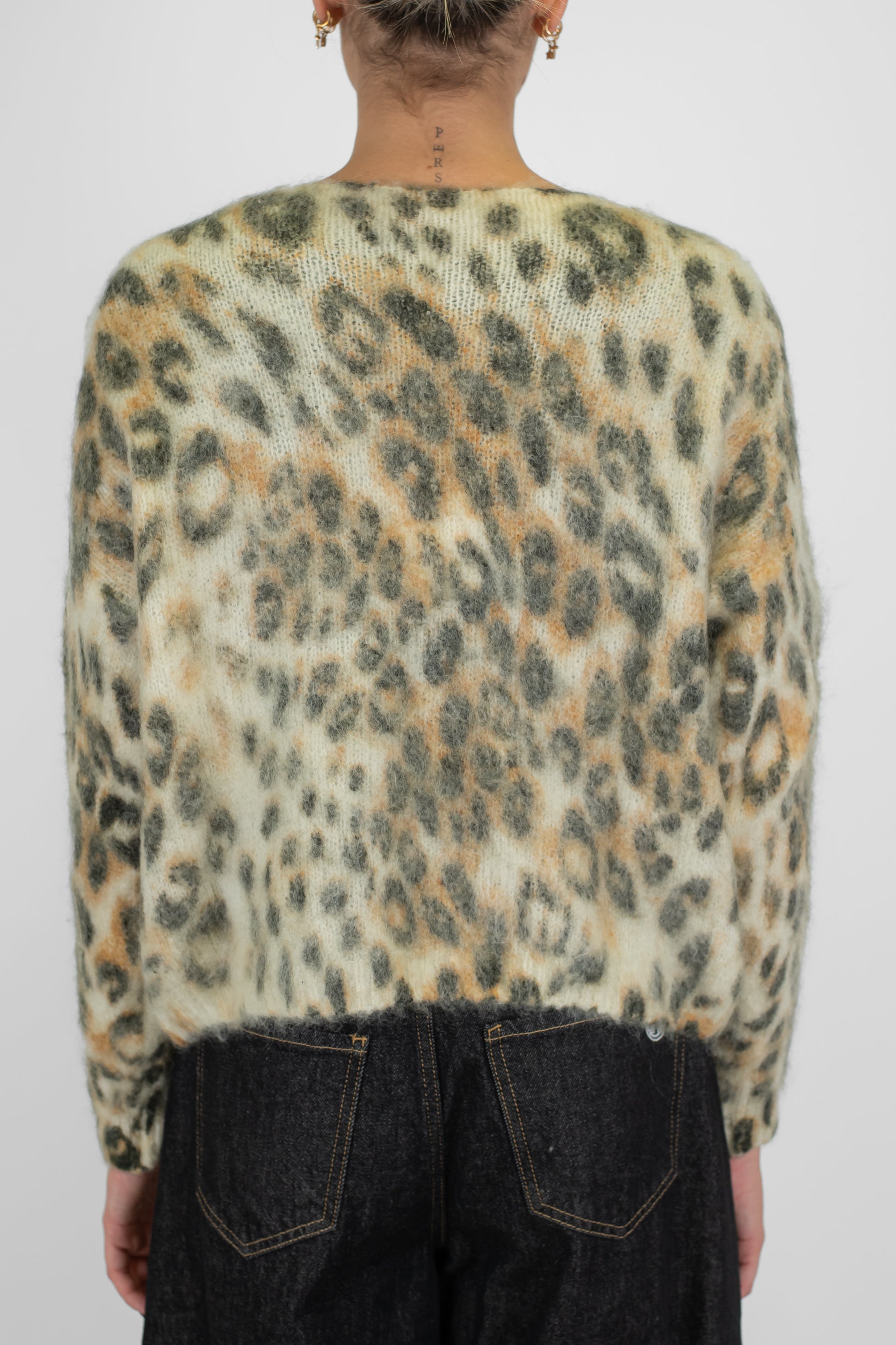 Tensione in - Cardigan fantasia animalier maculato in misto lana mohair con bottoni gioiello