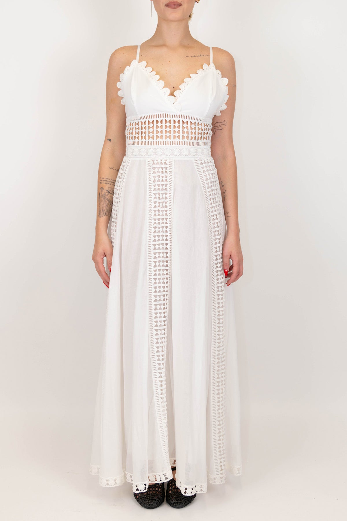 Tensione in - Abito lungo con bretelline ricamato in crochet di cotone