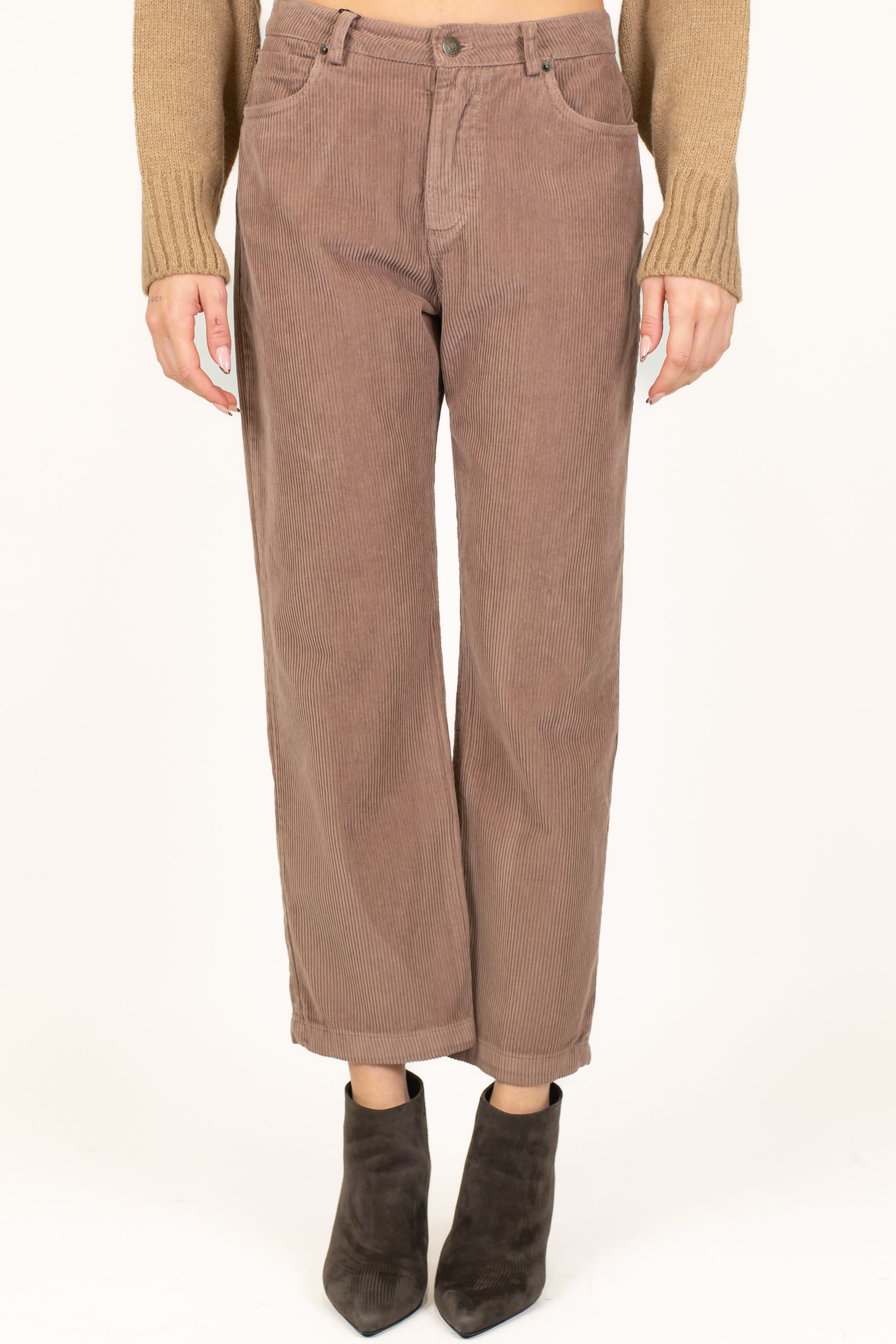 Tensione in - Pantalone in velluto millerighe regular modello Tom