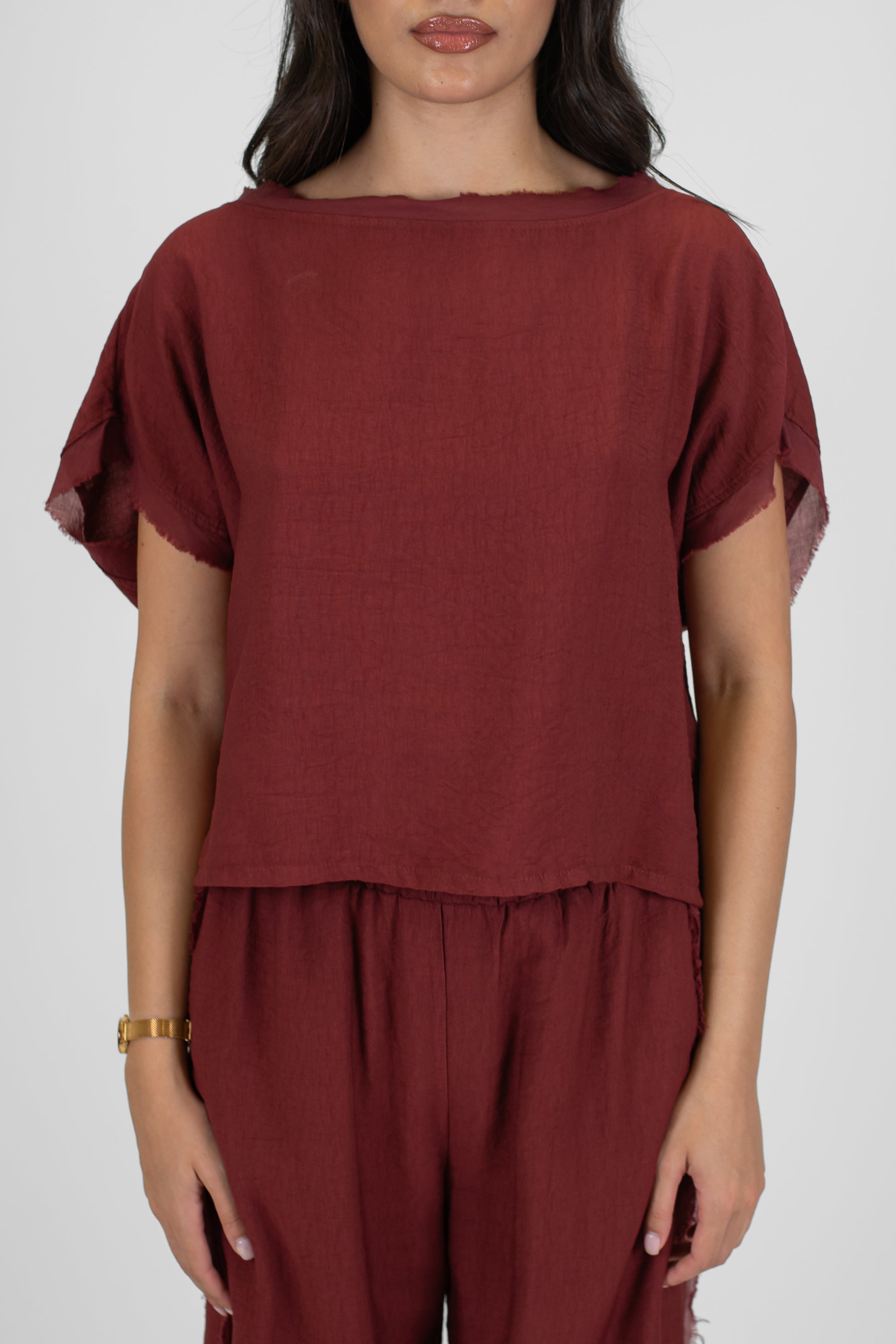 Tensione in - T-shirt in viscosa leggera con profili sfrangiati