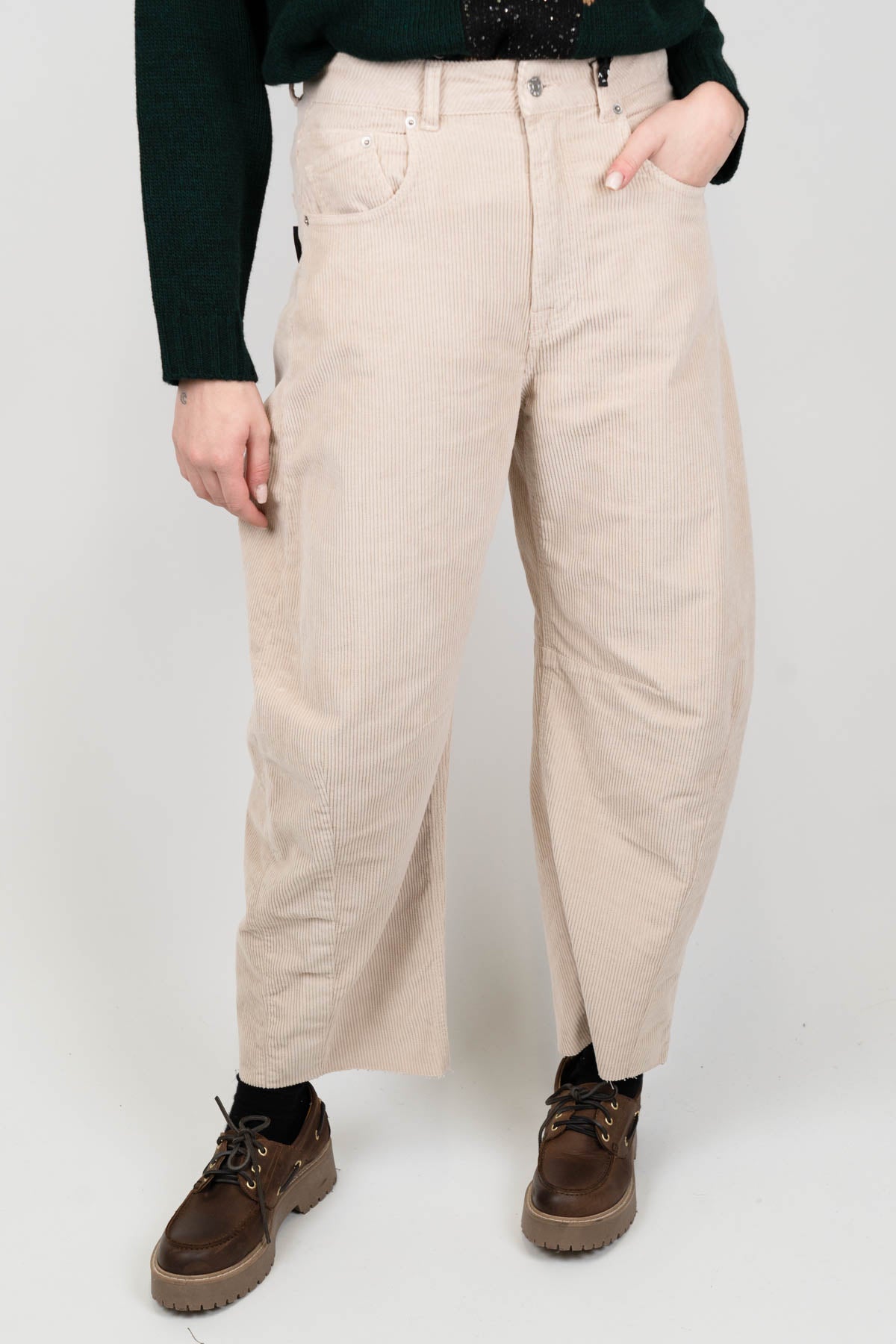 Haveone - Pantalone balloon in velluto millerighe modello Barbara