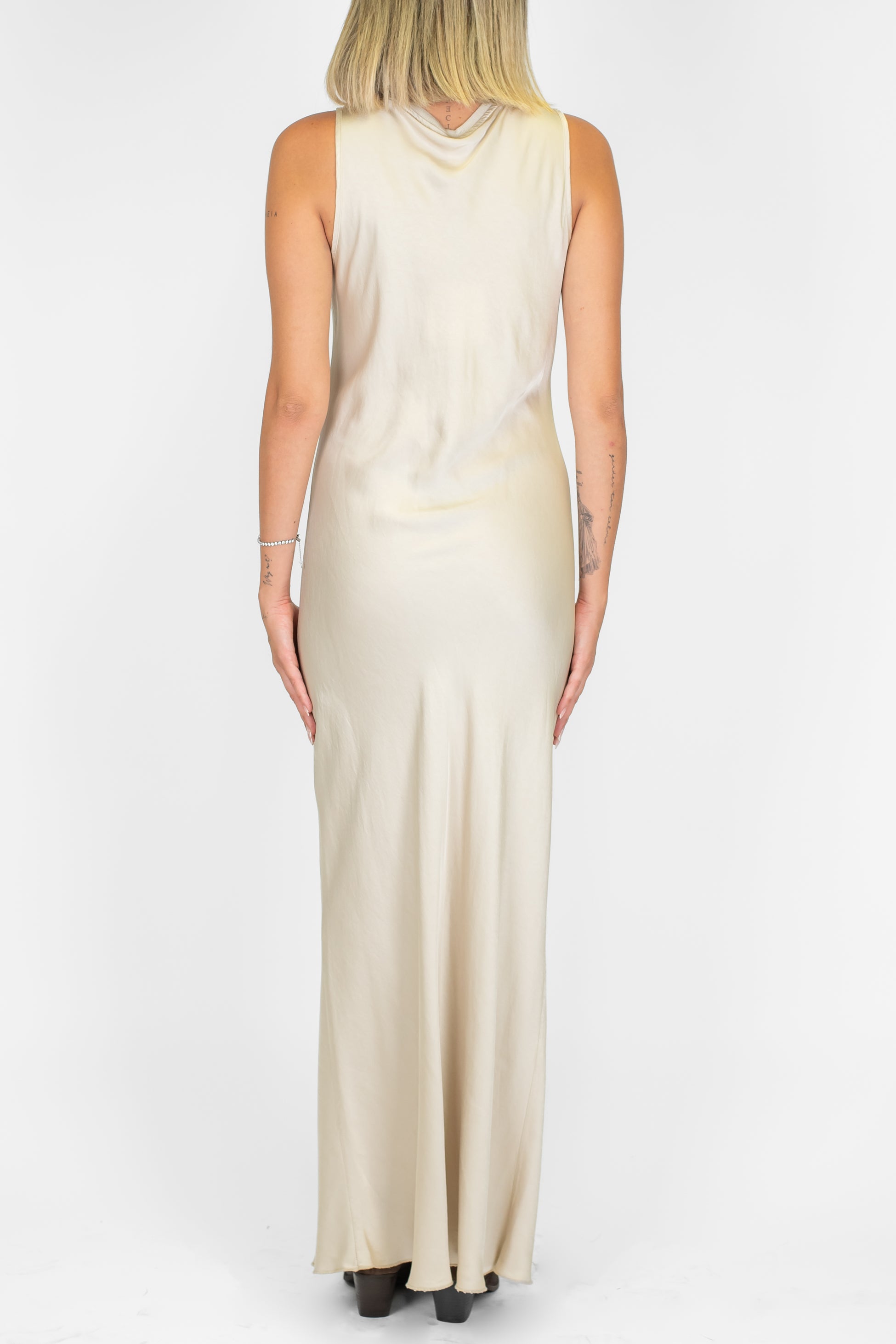 Tensione in - Abito lungo giromaniche in viscosa