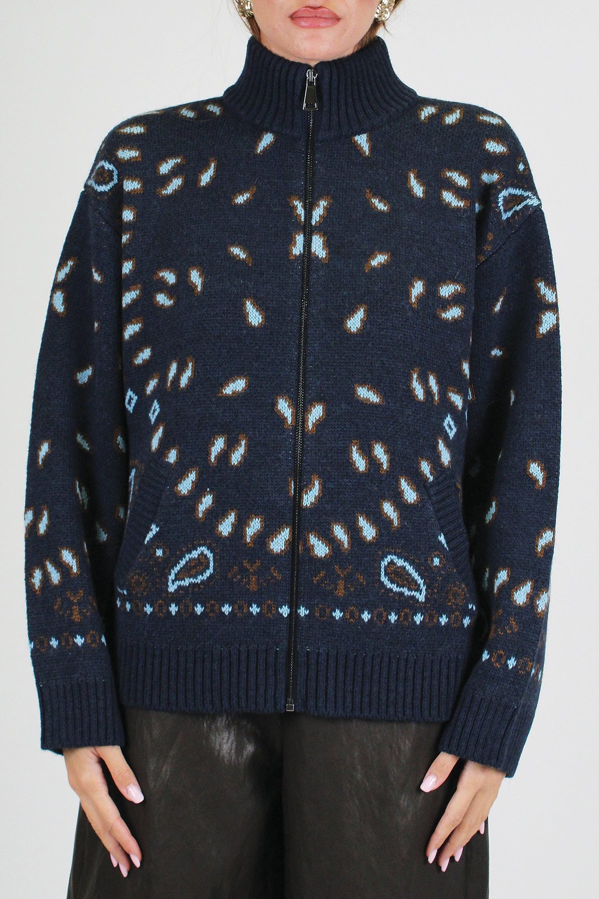 Tensione in - Cardigan misto lana fantasia bandana con collo alto e chiusura zip