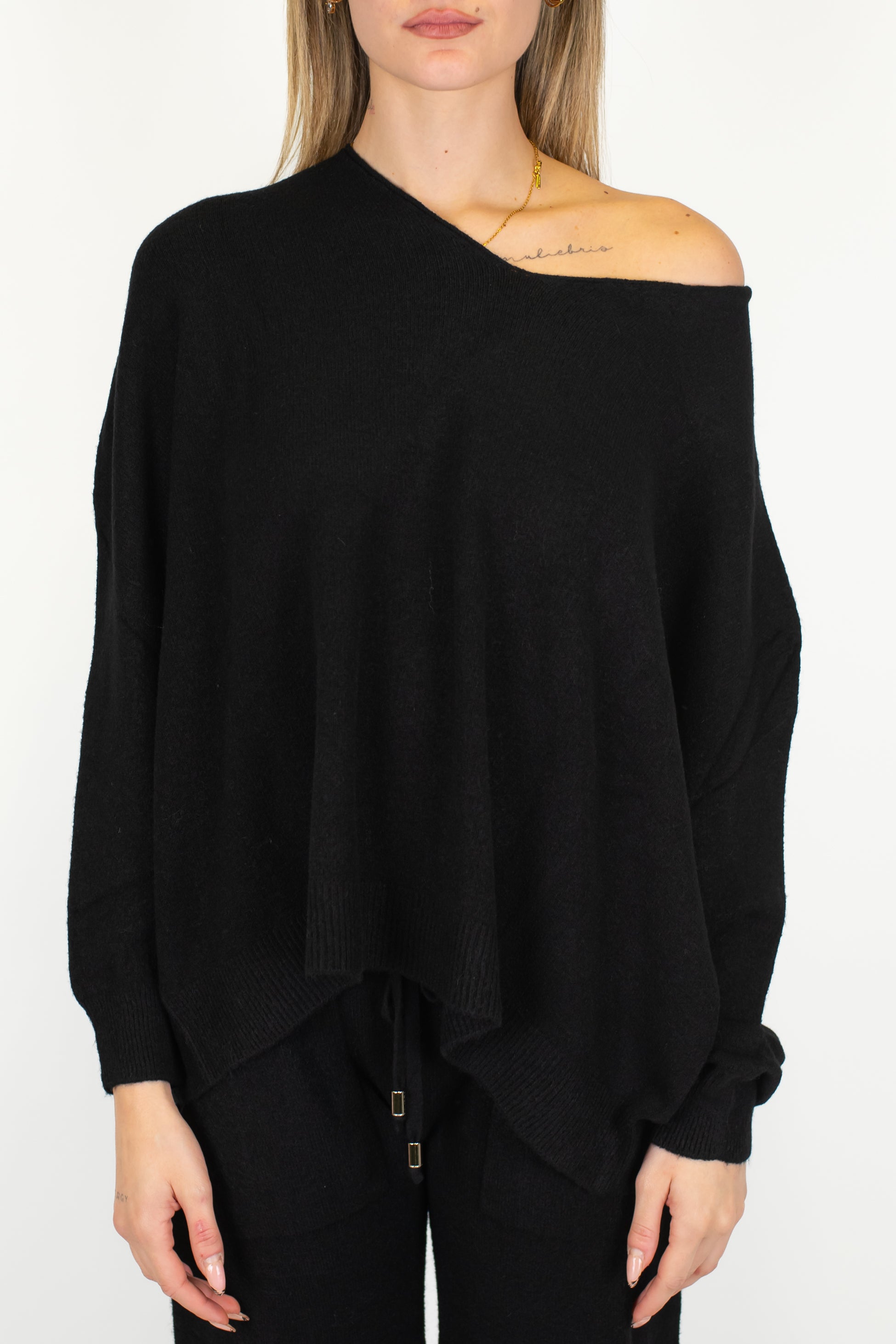 Haveone - Coordinato maglia scollo v e pantalone palazzo con elastico in vita