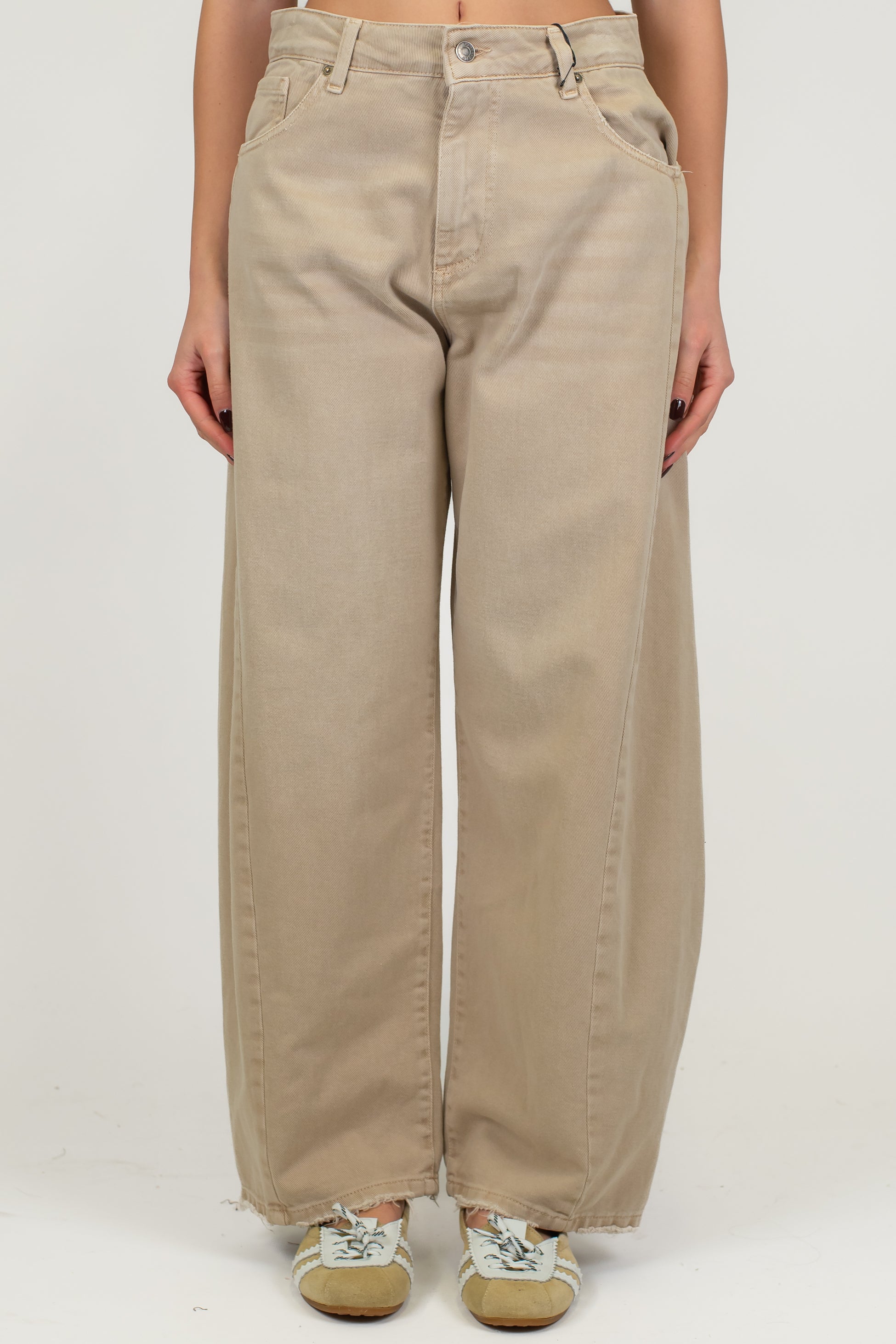 Tensione in - Jeans barrel modello ZUMI