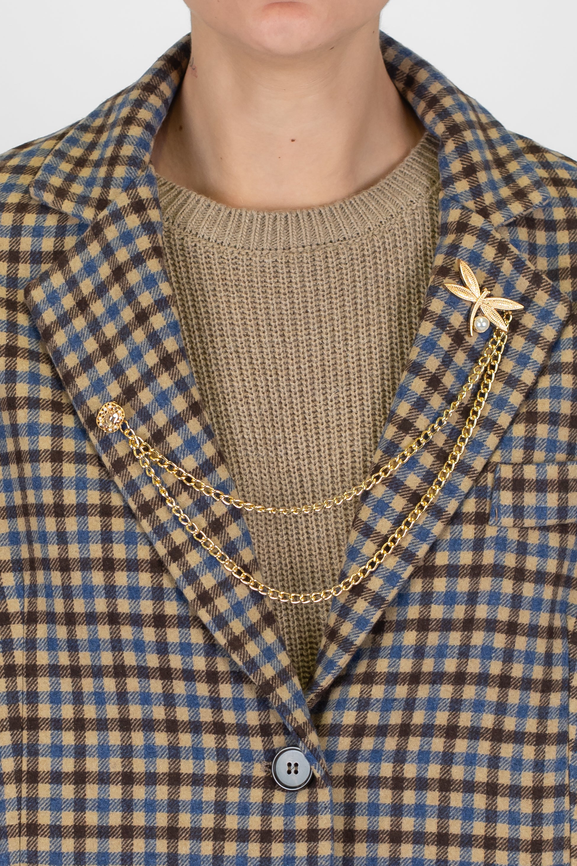 Tensione in - Giacca monopetto over microfantasia quadri con spilla gioiello