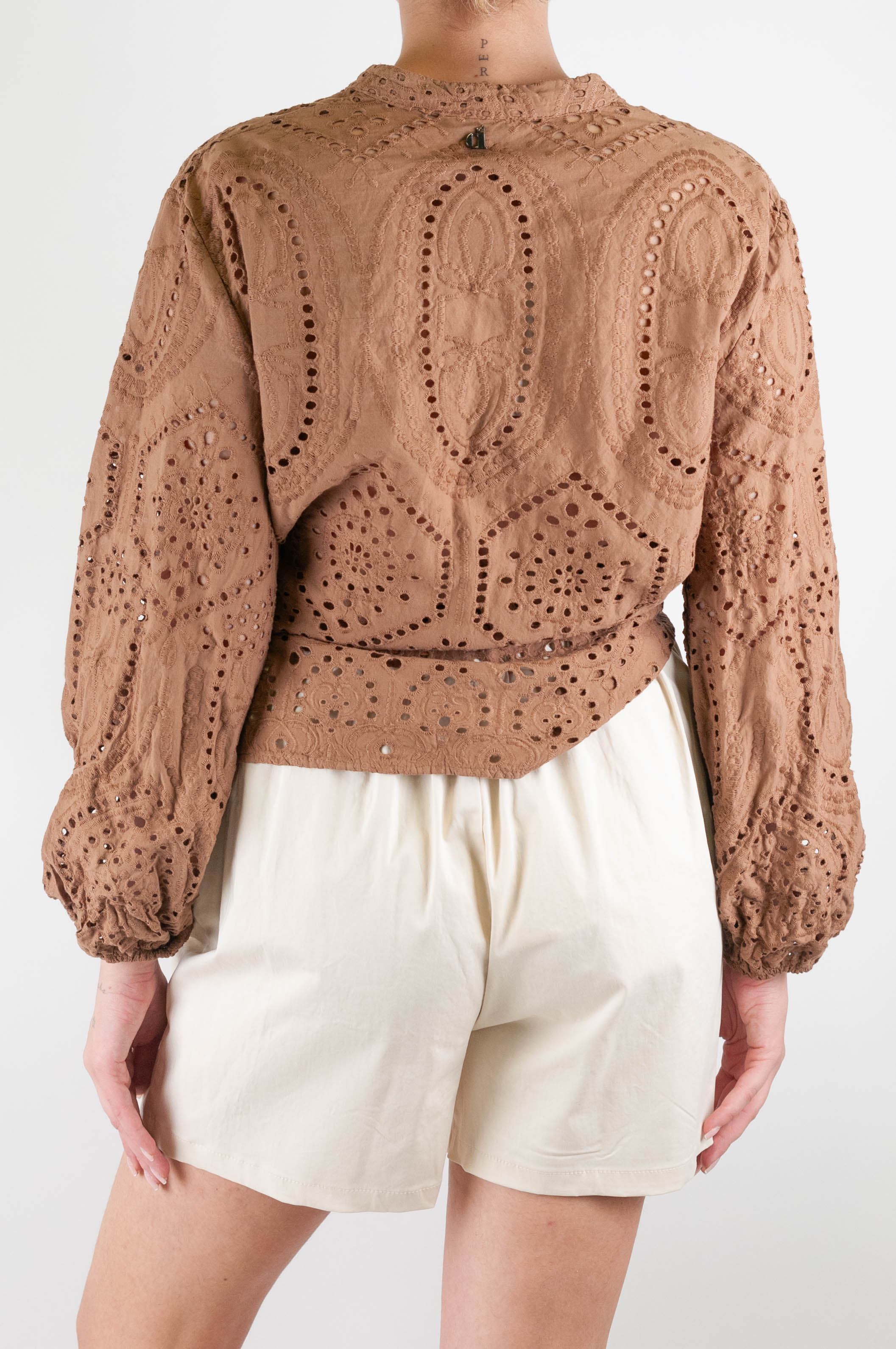 Dixie - Camicia in pizzo sangallo con collo coreano