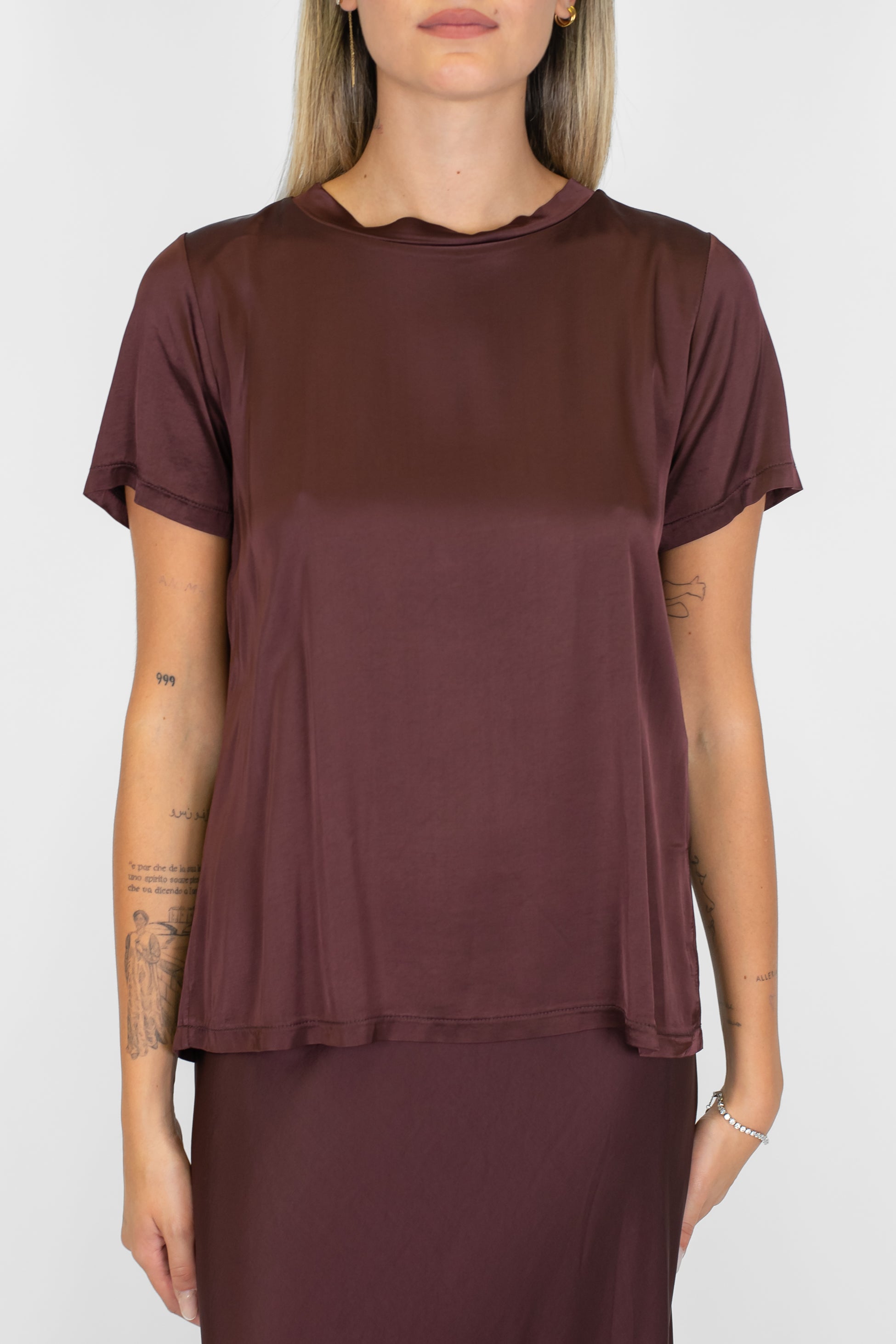 Tensione in - T-shirt mezzamanica in viscosa