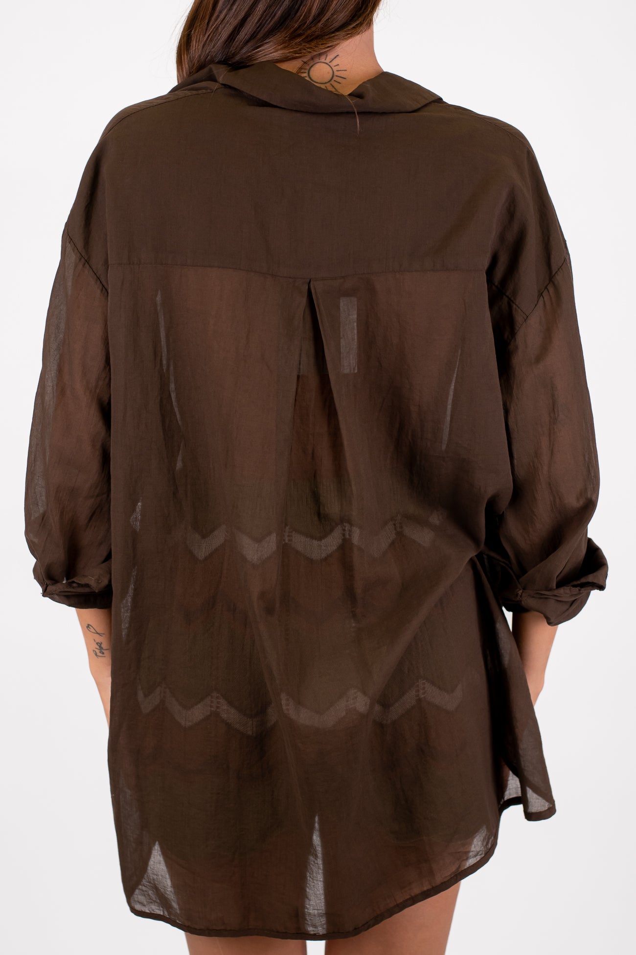 Tensione in - Maxi camicia in mussola di cotone