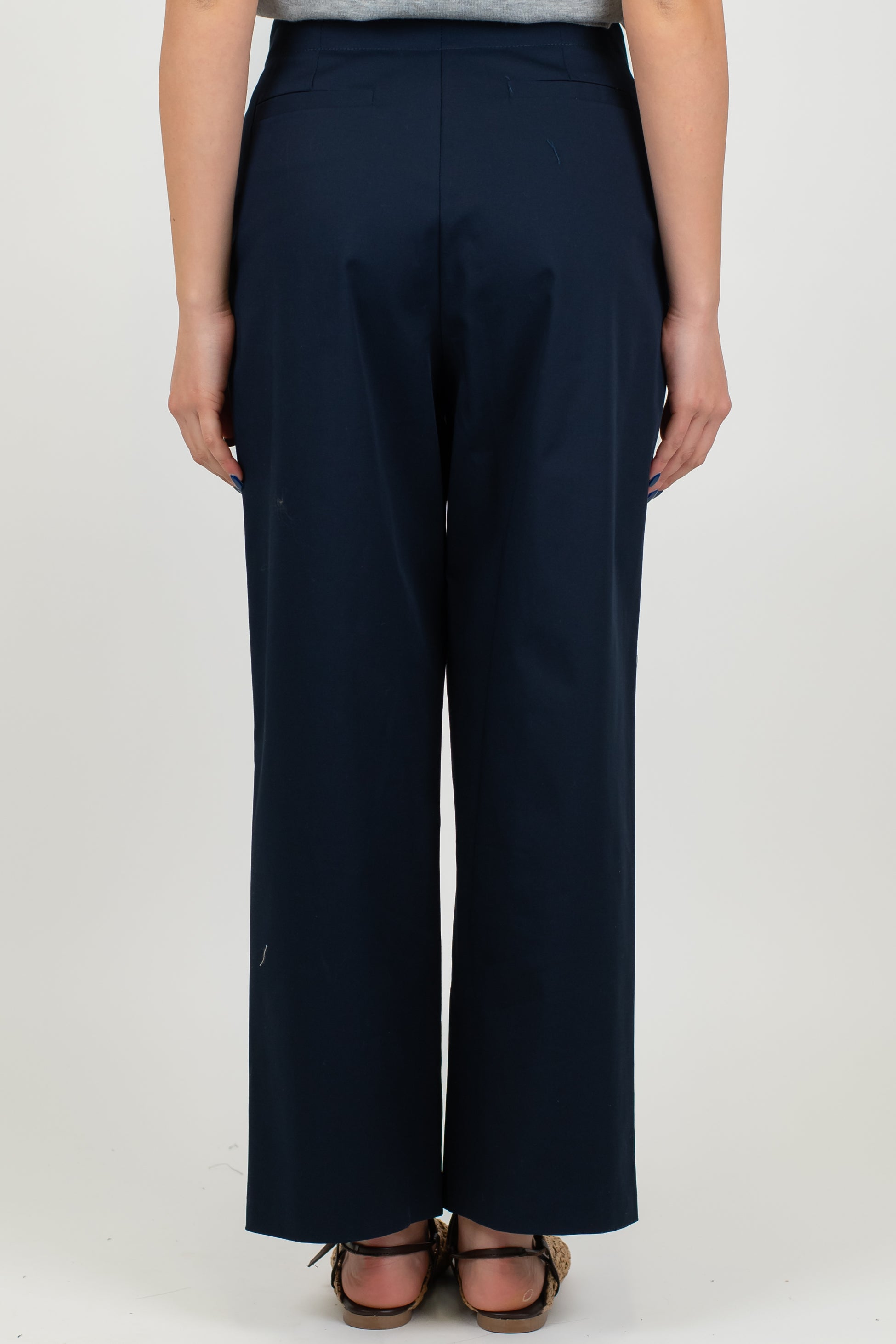 Tensione in - Pantalone crop a gamba larga con pinces