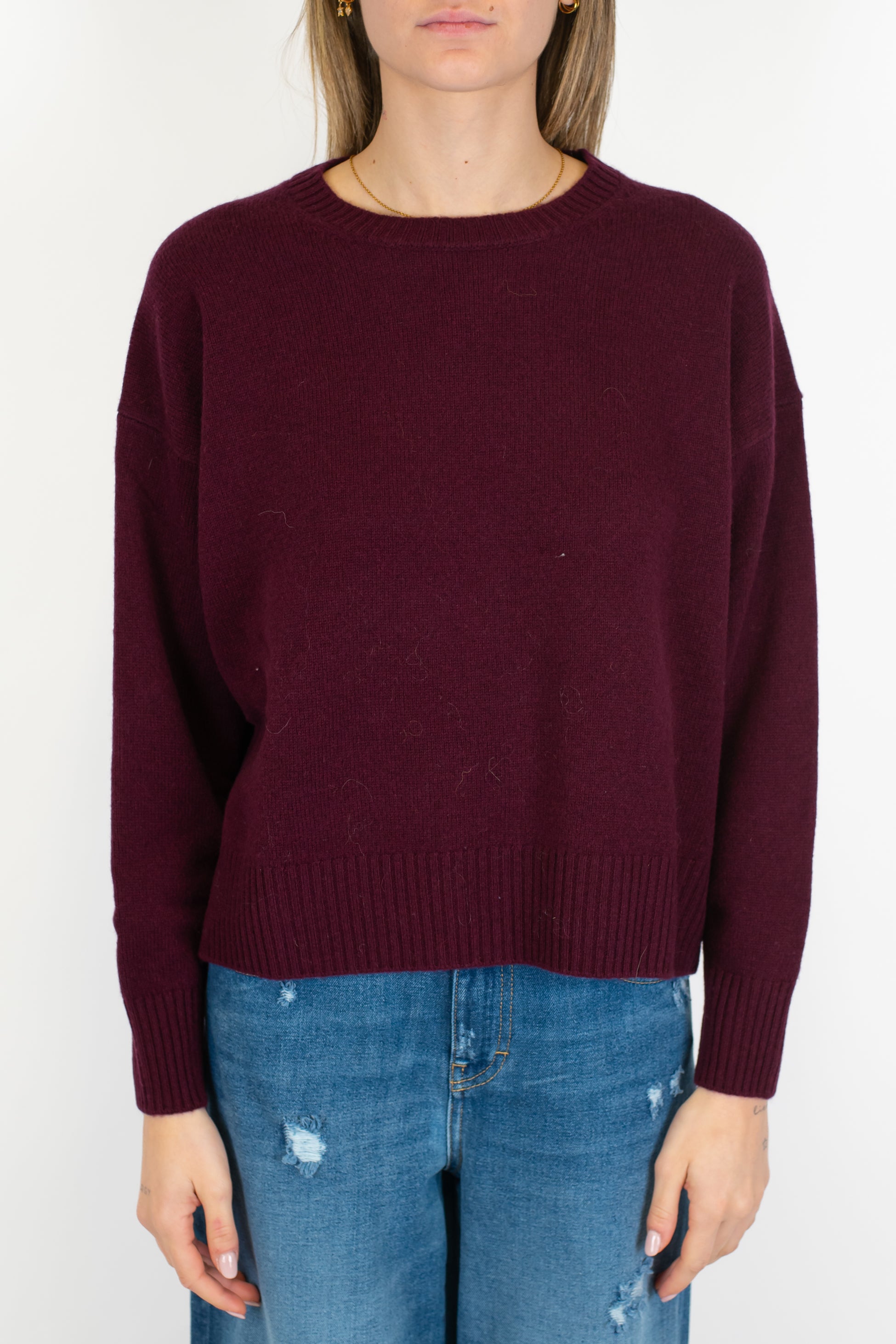 Tensione in - Maglia girocollo a scatola in 100% lana