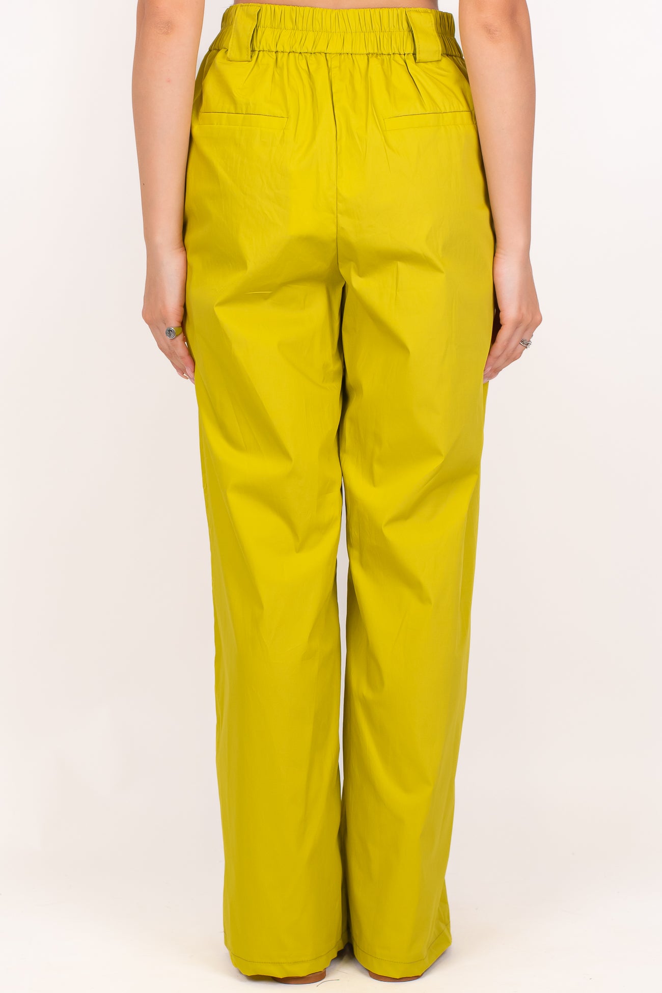 Tensione in - Pantalone palazzo in cotone leggero tela paracadute con elastico sul retro