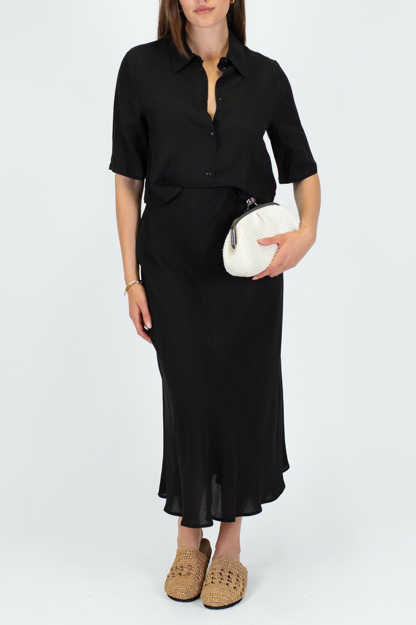 Tensione in - Coordinato in misto viscosa e lino con camicia crop mezzamanica e gonna con elastico in vita