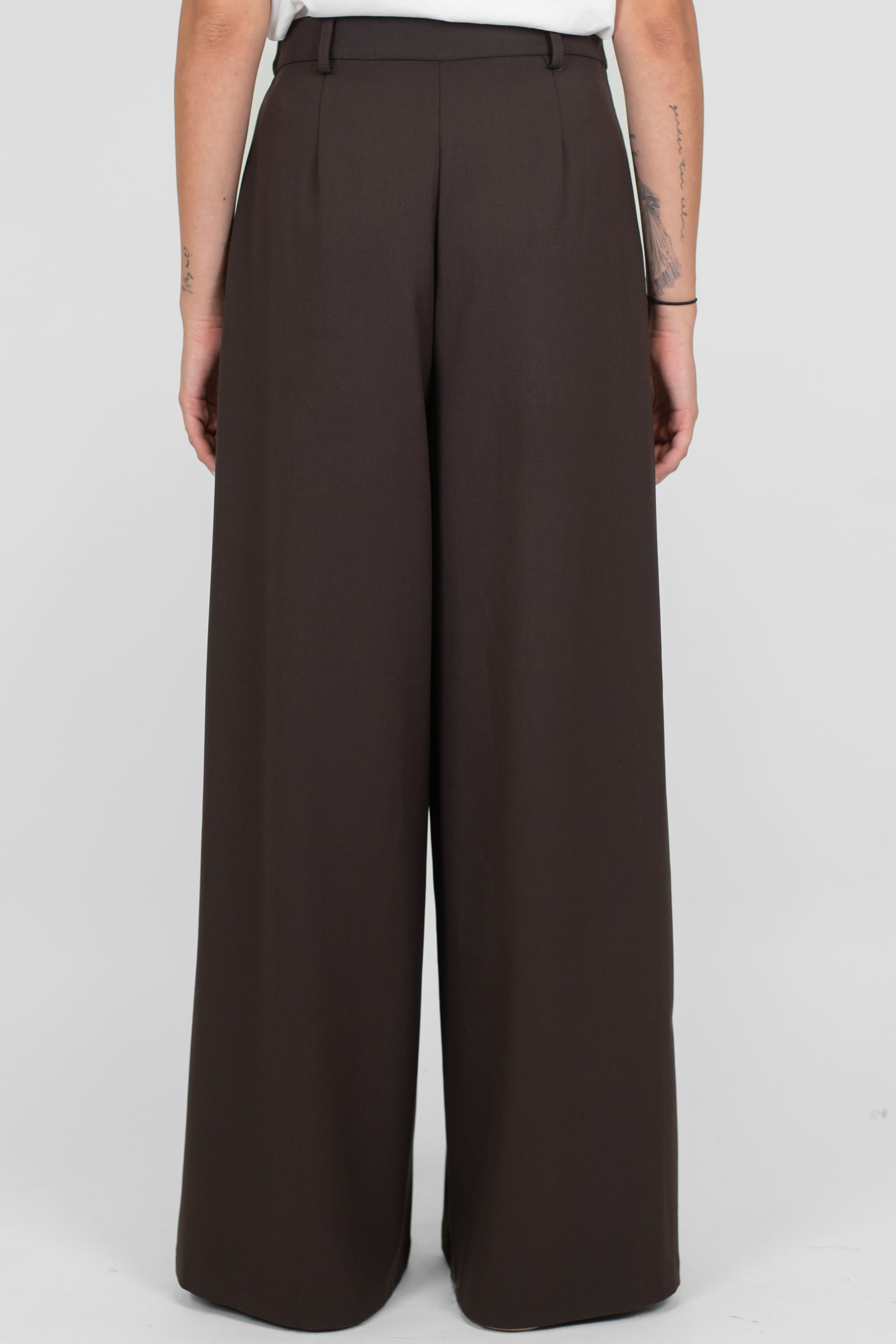 Tensione in - Pantalone palazzo con pinces