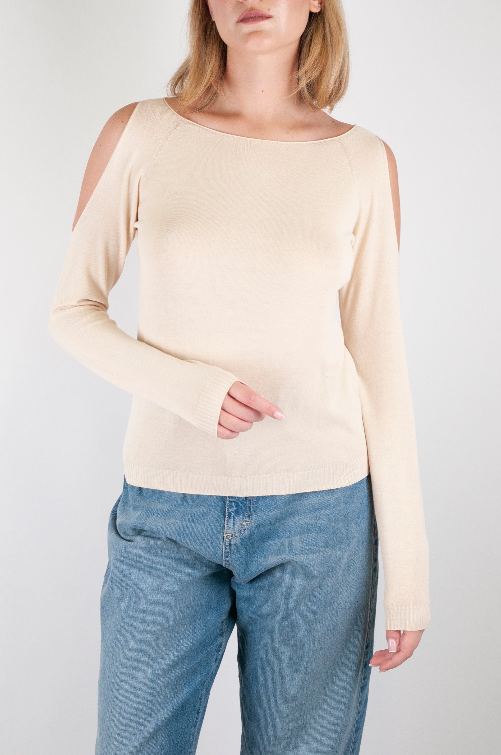 Kontatto - Maglia con fori sulle spalle