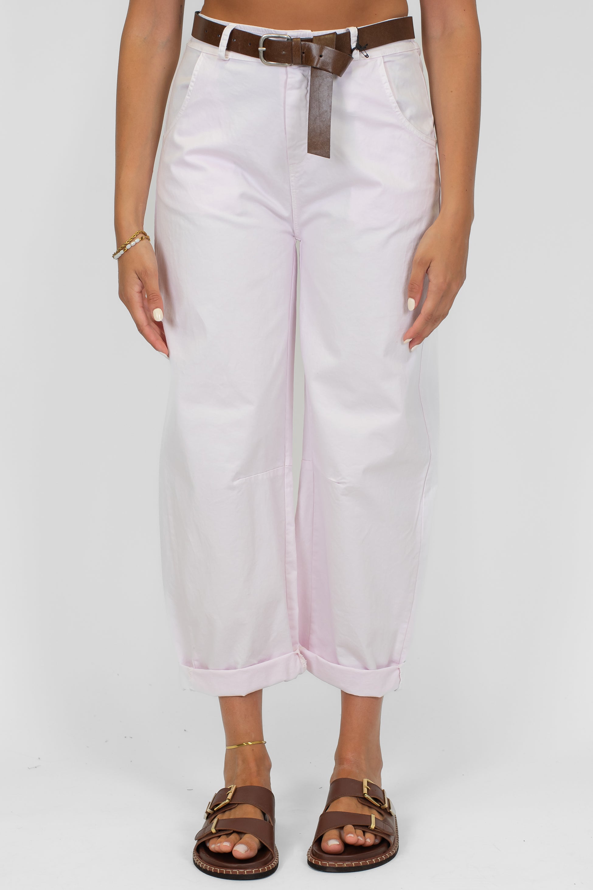 Tensione in - Pantalone modello balloon con elastico sul retro