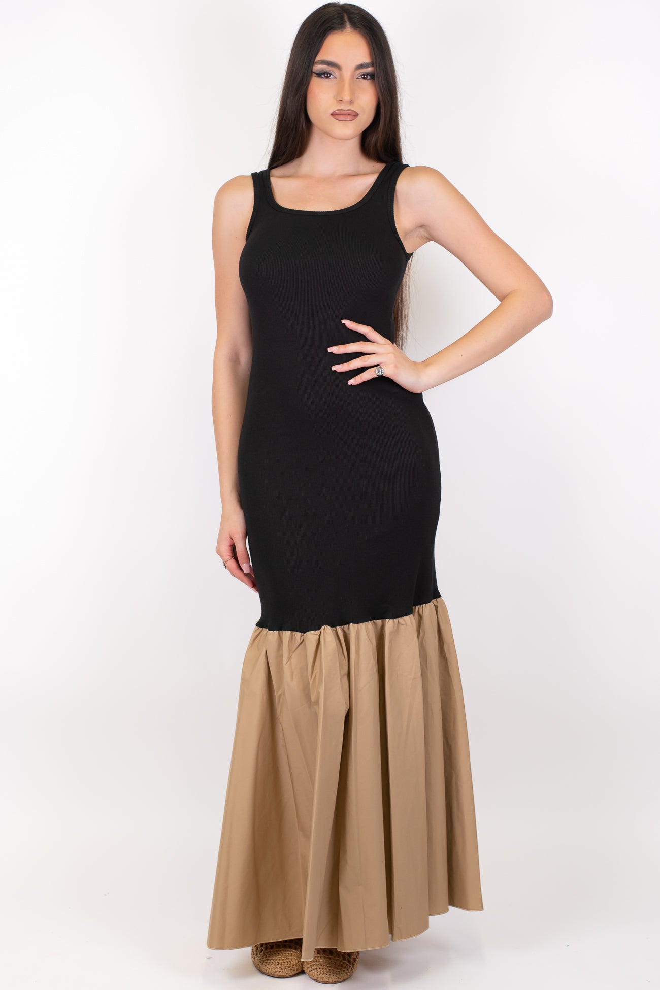 Tensione in - Abito lungo in maglia a costine slim e gonna a contrasto in cotone