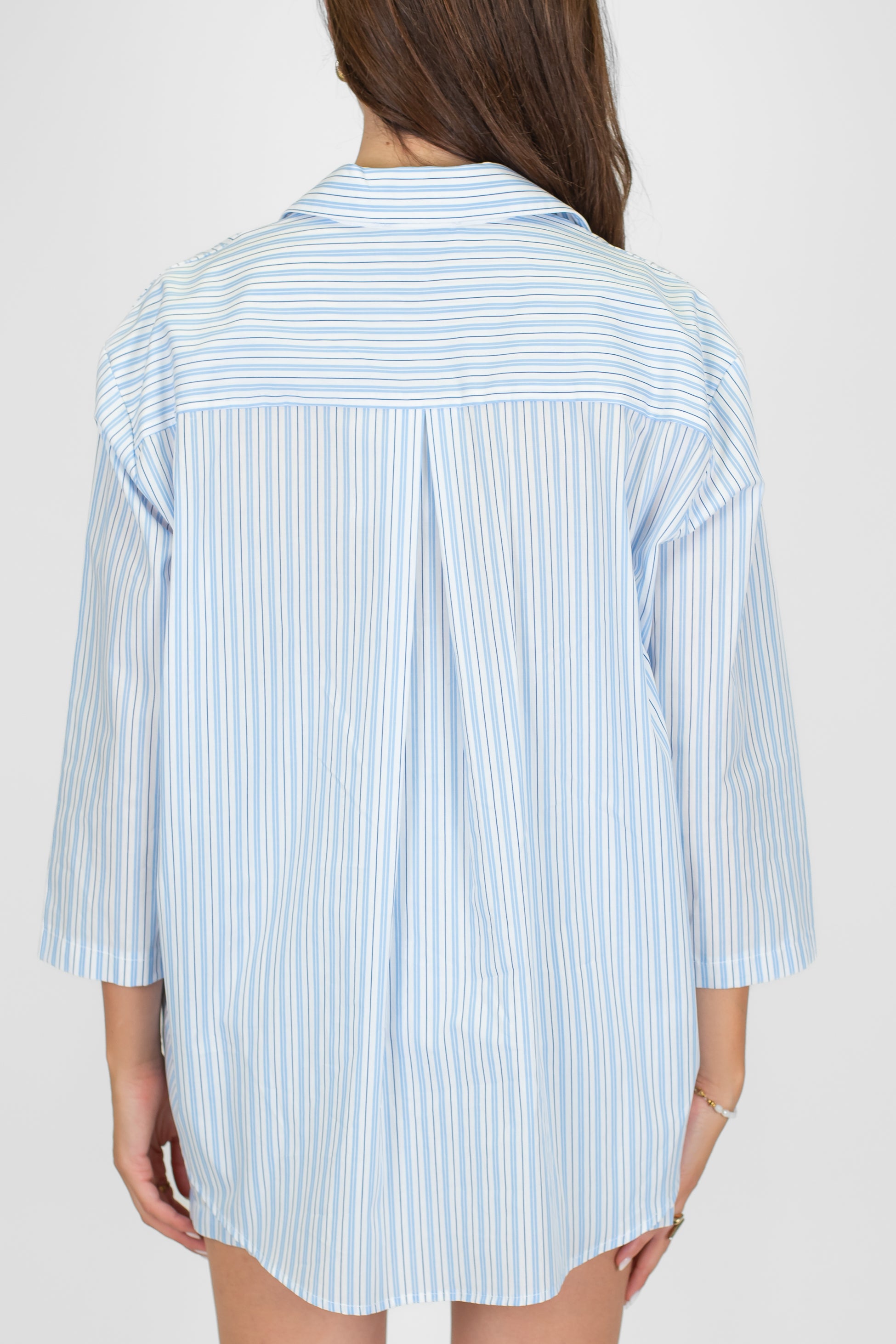 Motel - Coordinato tre pezzi fantasia a righe in cotone composto da camicia, top e shorts