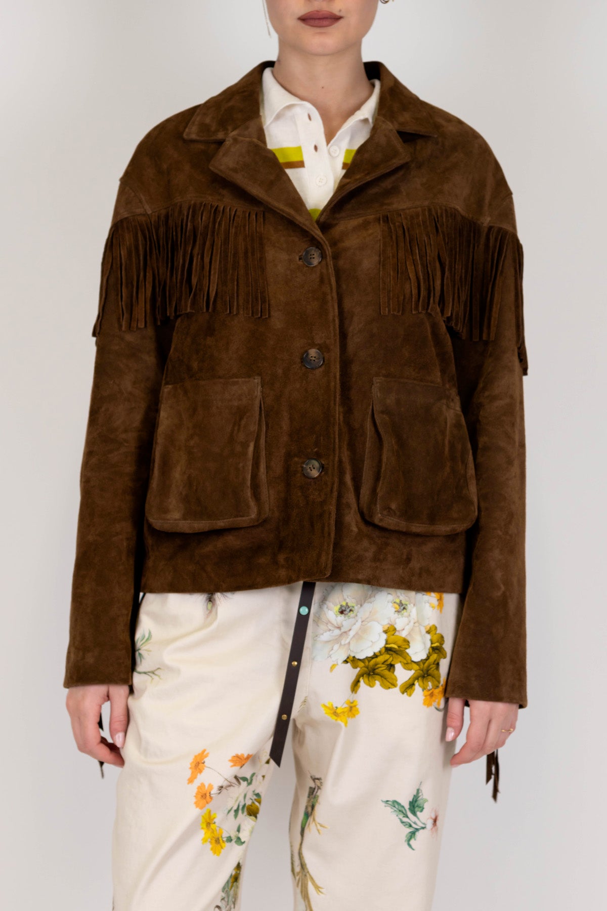 Tensione in - Giacca in camoscio con frange su fronte e maniche