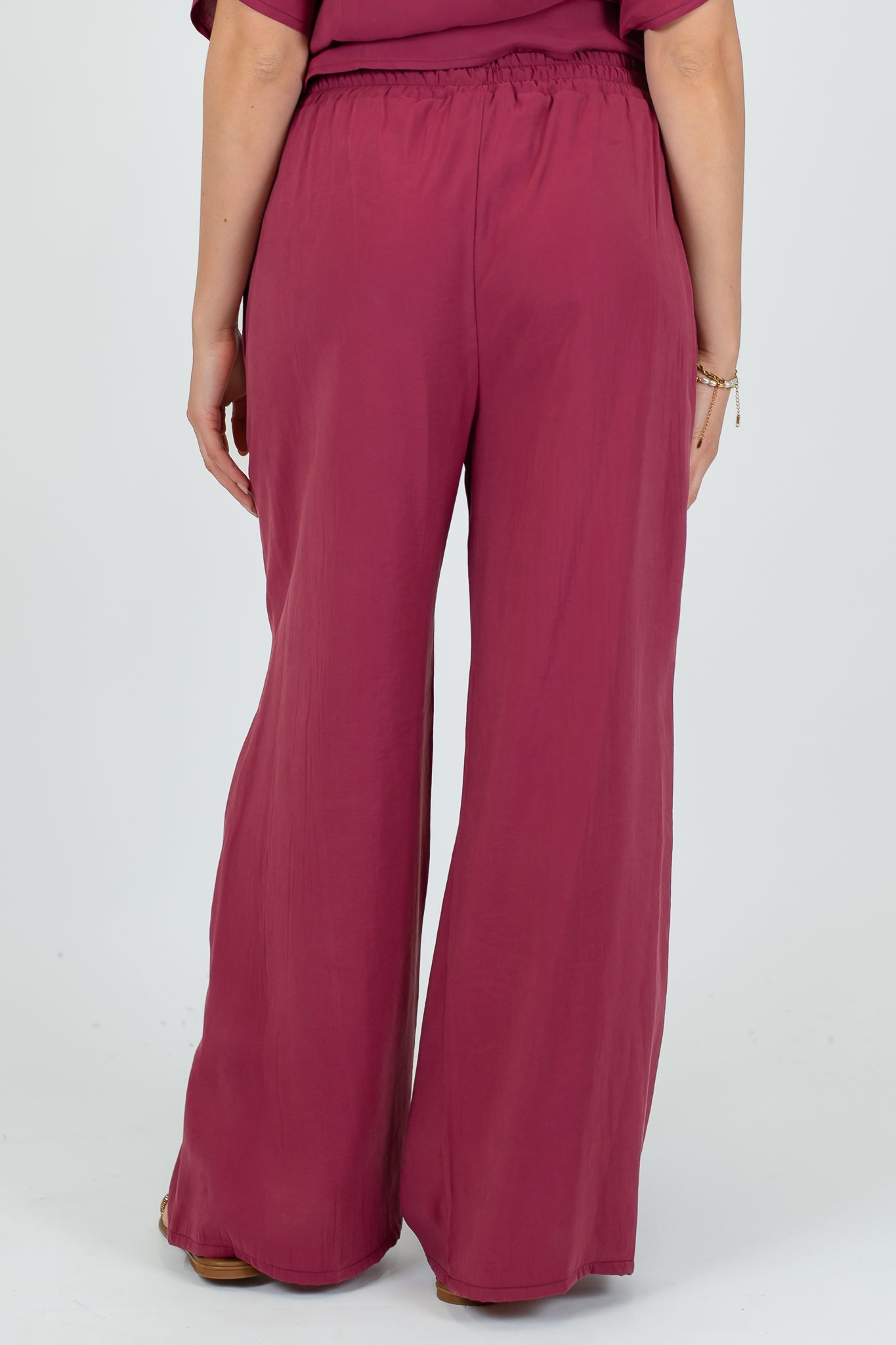 Haveone - Coordinato blusa scollo V e pantalone palazzo in cupro