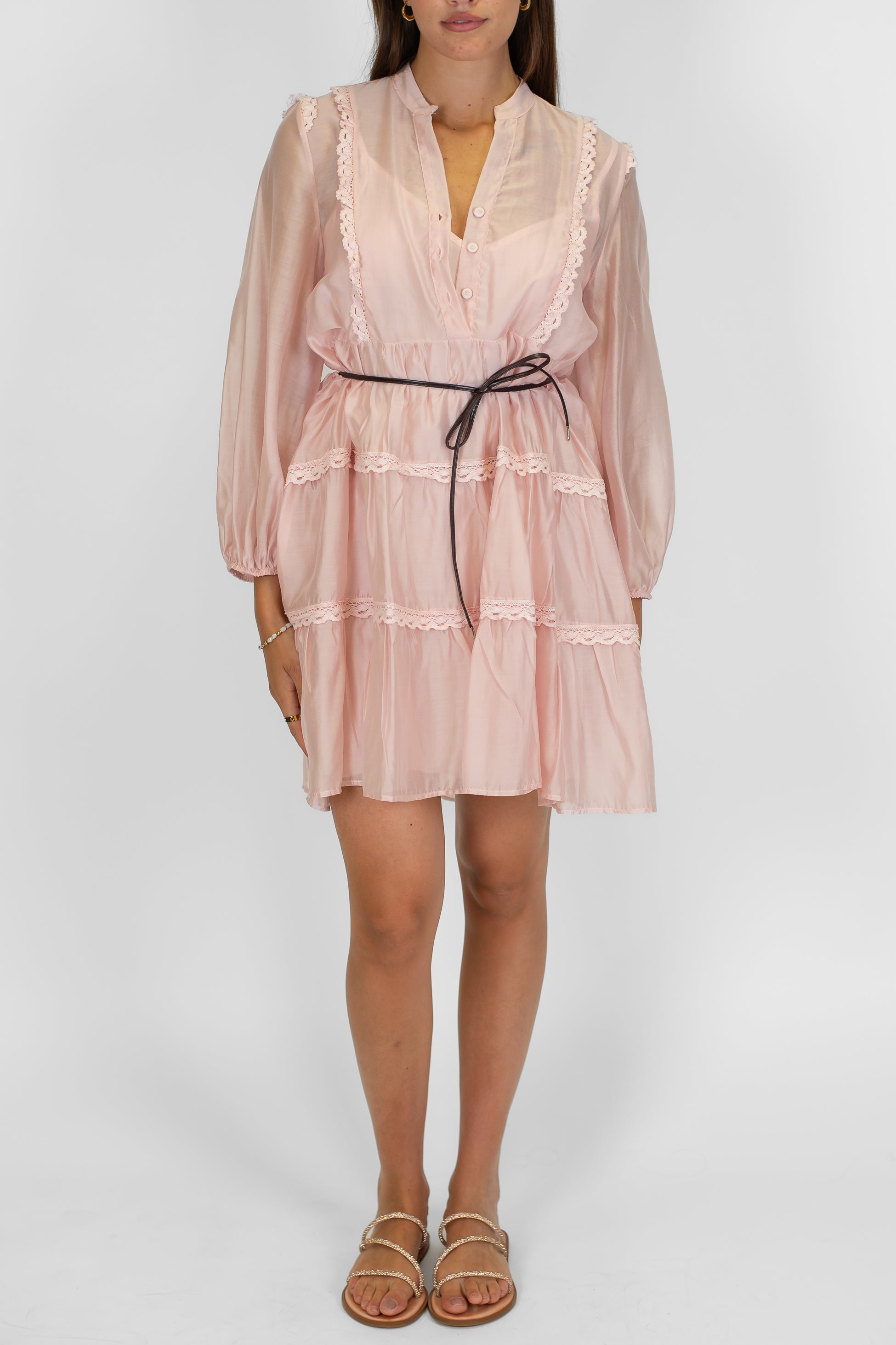 Tensione in - Abito corto in tencel con profili e balze ricamate e chiusura con bottoni