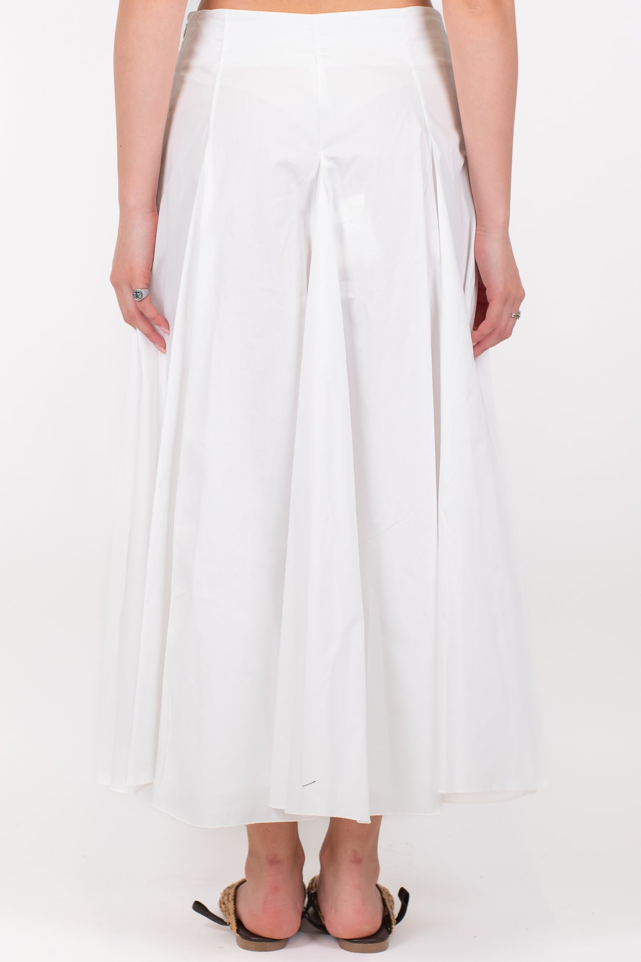 Tensione in - Gonna in cotone con pinces e chiusura a zip sul lato