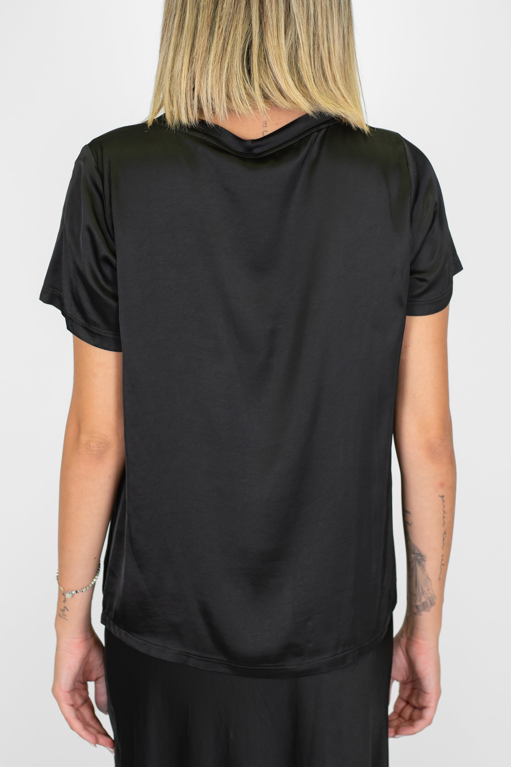 Tensione in - T-shirt mezzamanica in viscosa