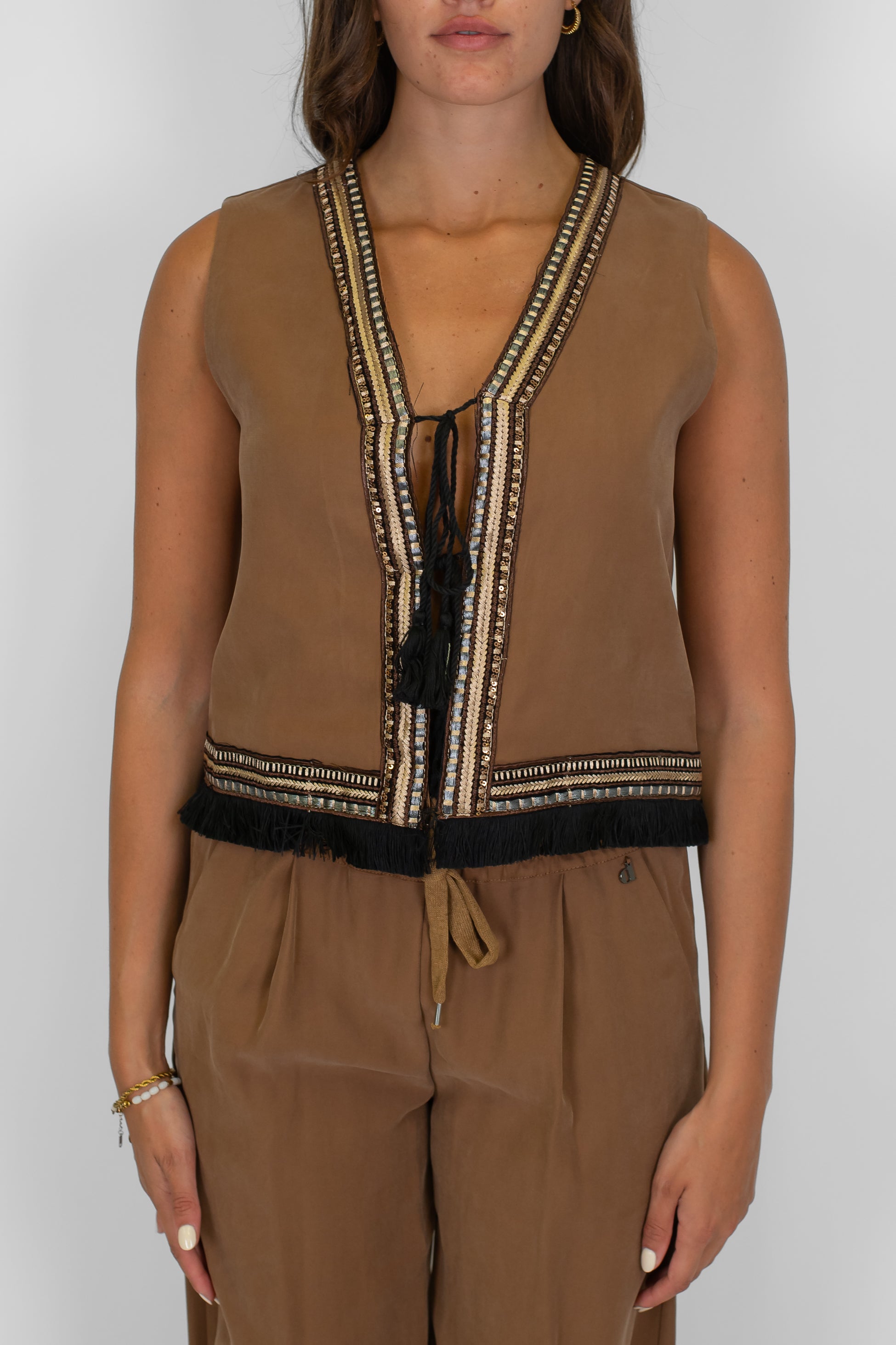 Dixie - Gilet in viscosa con profilo laminato e chiusura con lacci