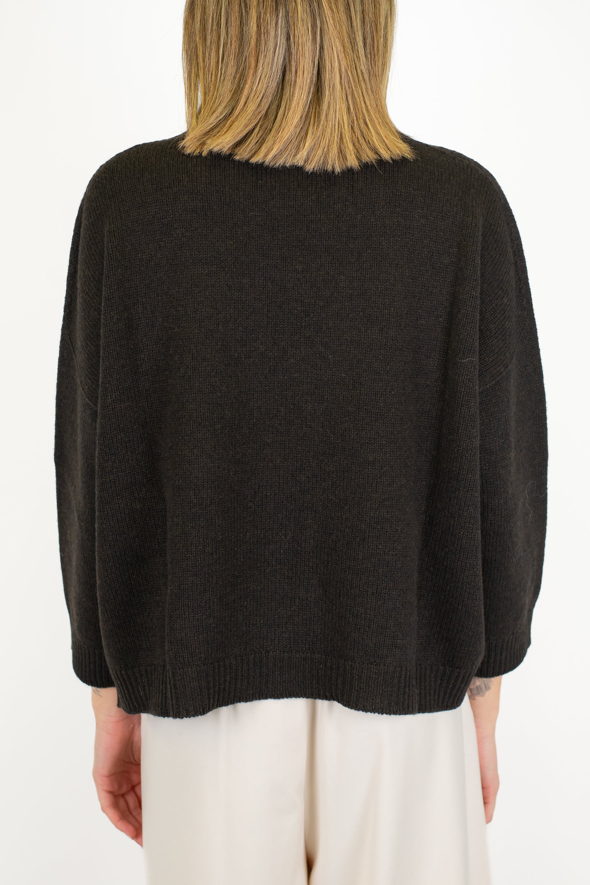 Tensione in - Lupetto a scatola in misto lana vergine e cashmere