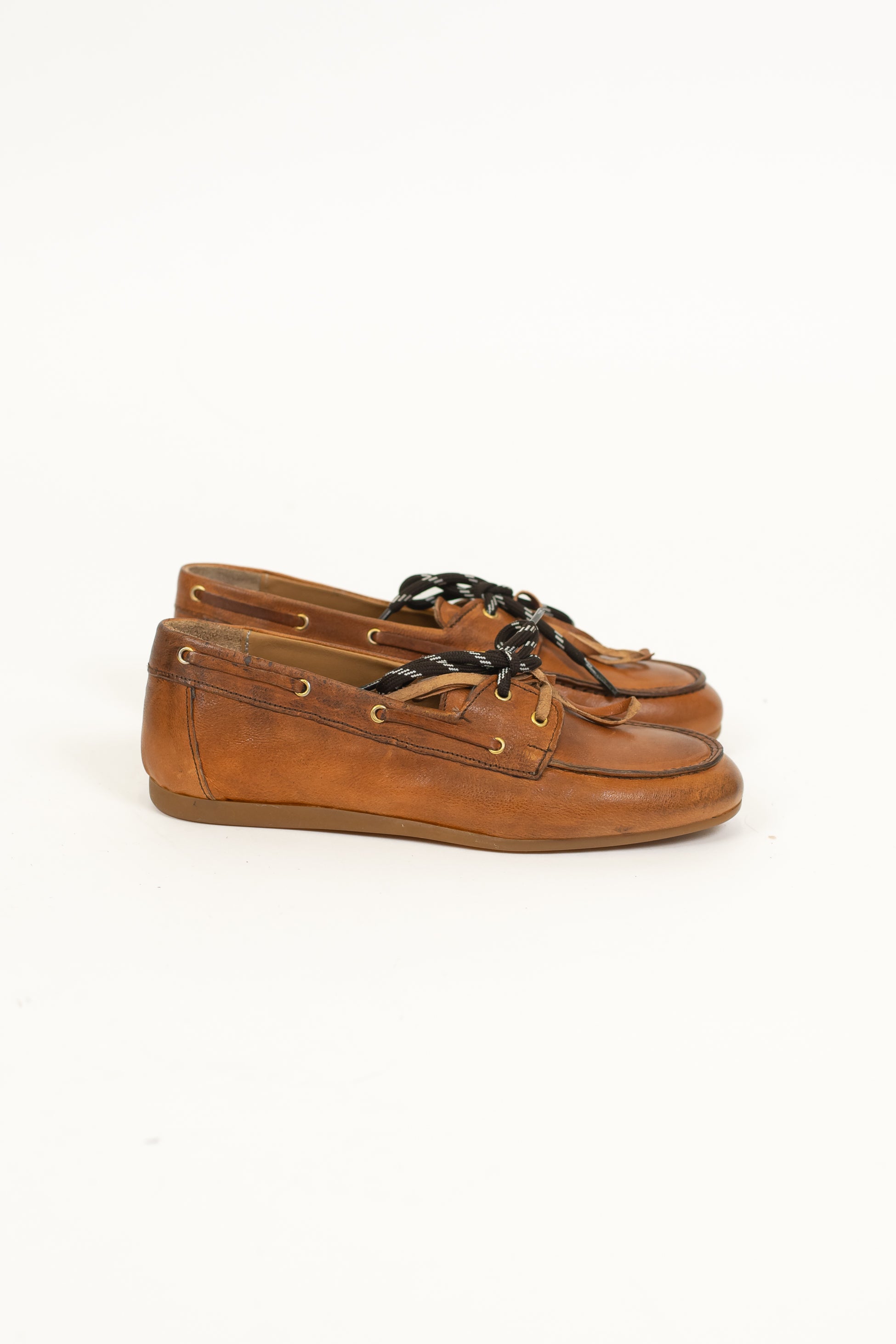 Ovyé - Mocassino in pelle spalmata vintage con lacci